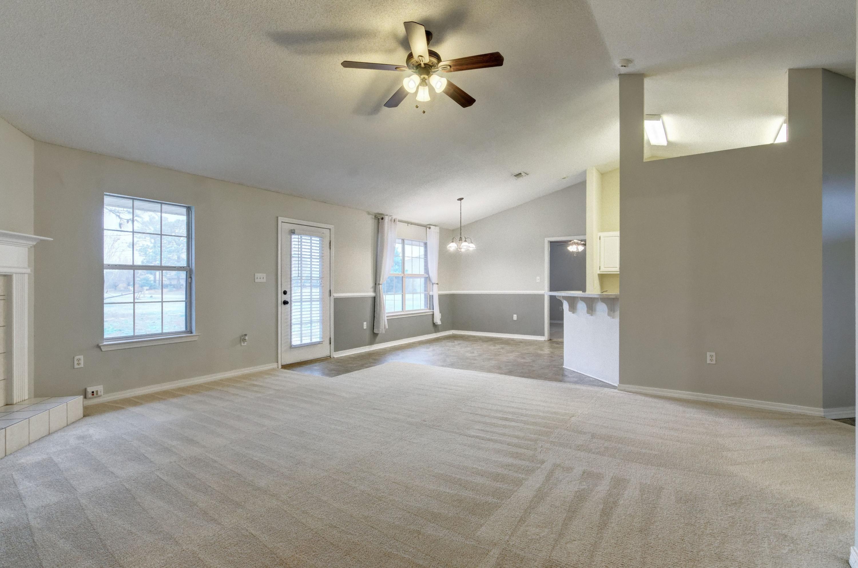 HAMPTON RIDGE ESTATES - Residential