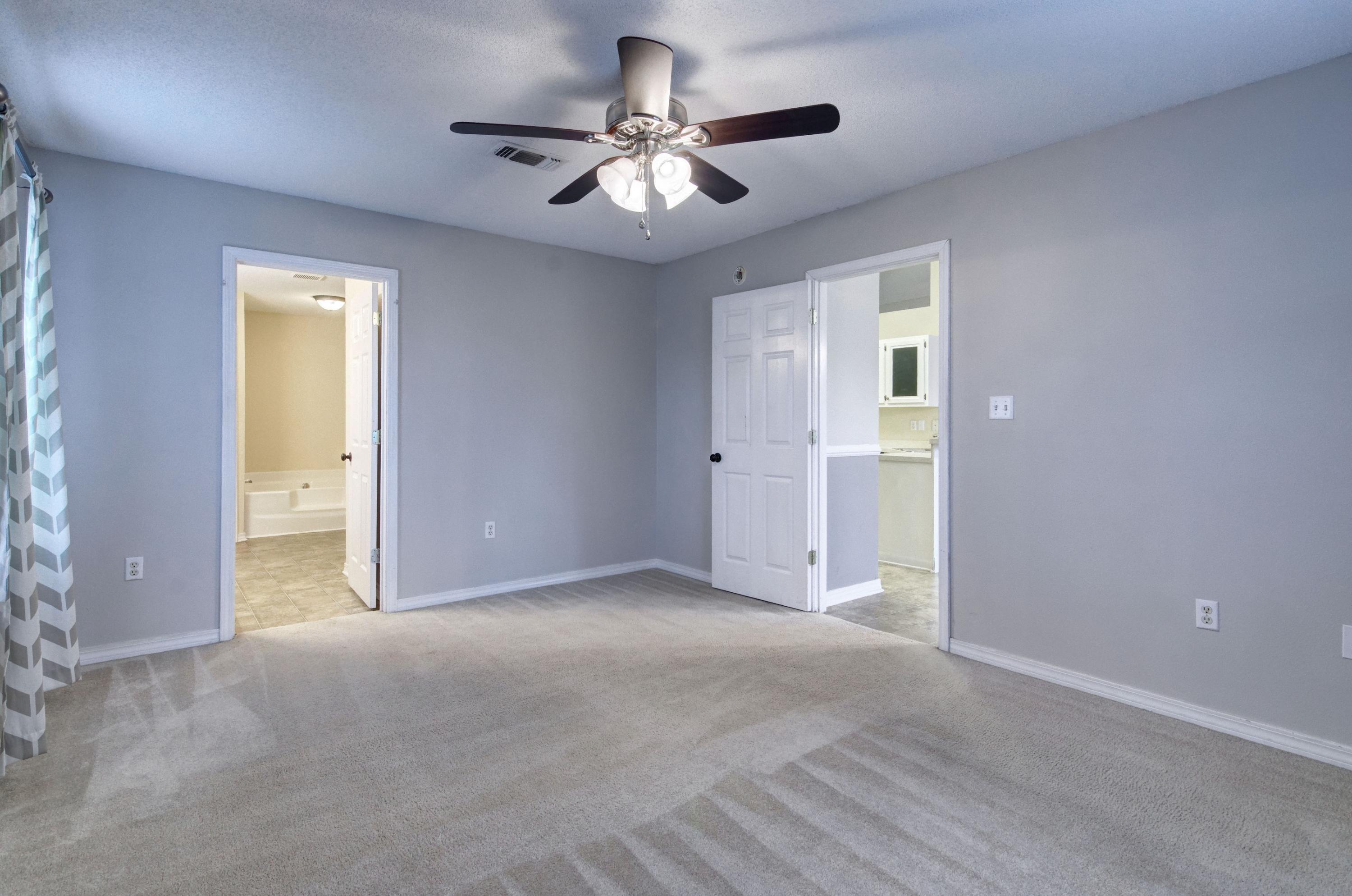 HAMPTON RIDGE ESTATES - Residential