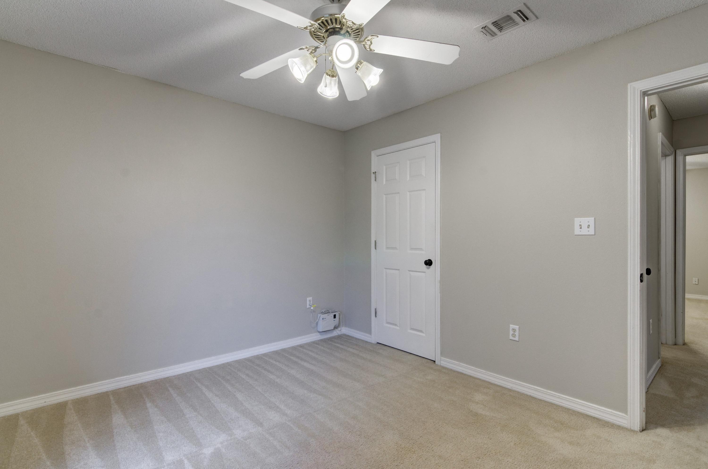 HAMPTON RIDGE ESTATES - Residential