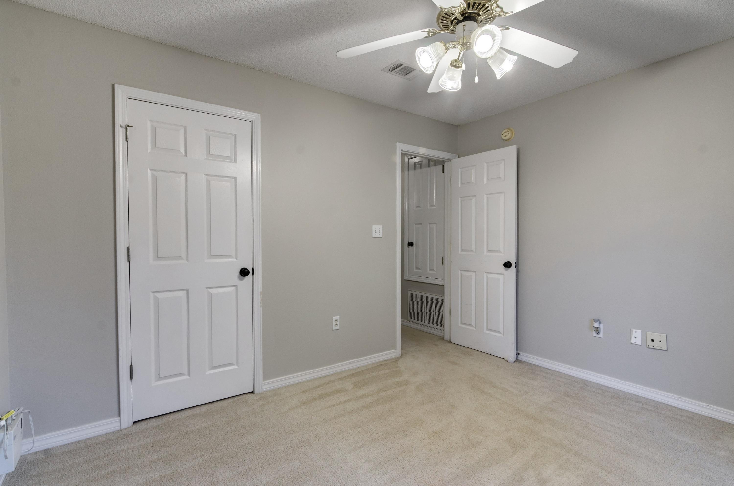 HAMPTON RIDGE ESTATES - Residential