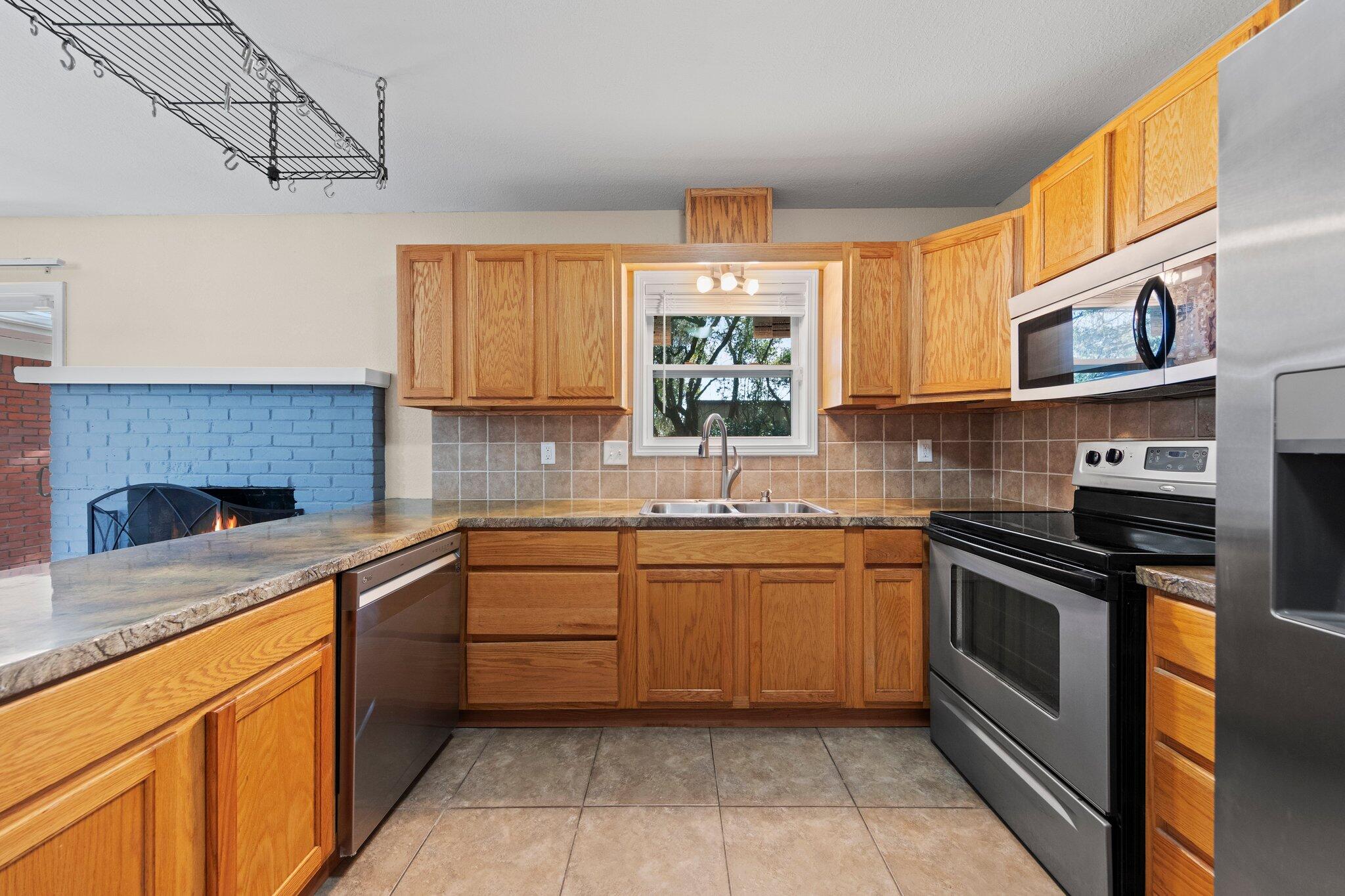 GREEN ACRES - Residential