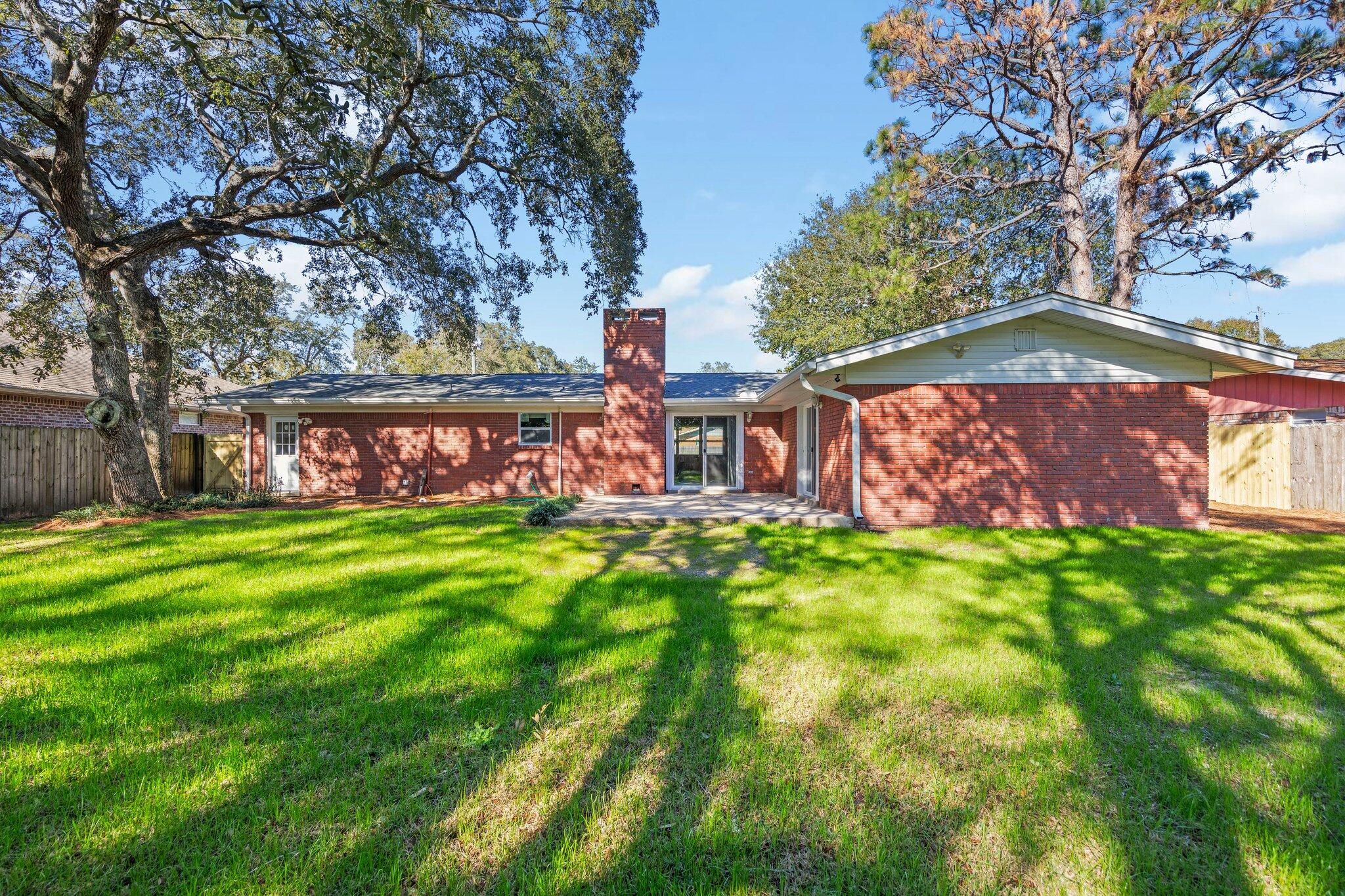 GREEN ACRES - Residential