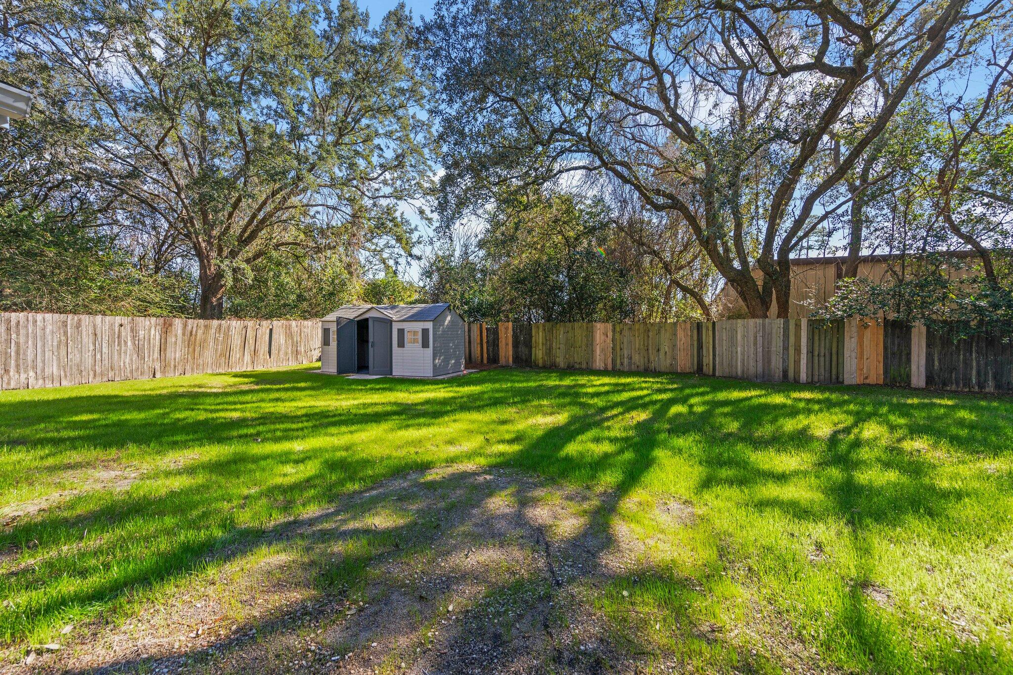 GREEN ACRES - Residential