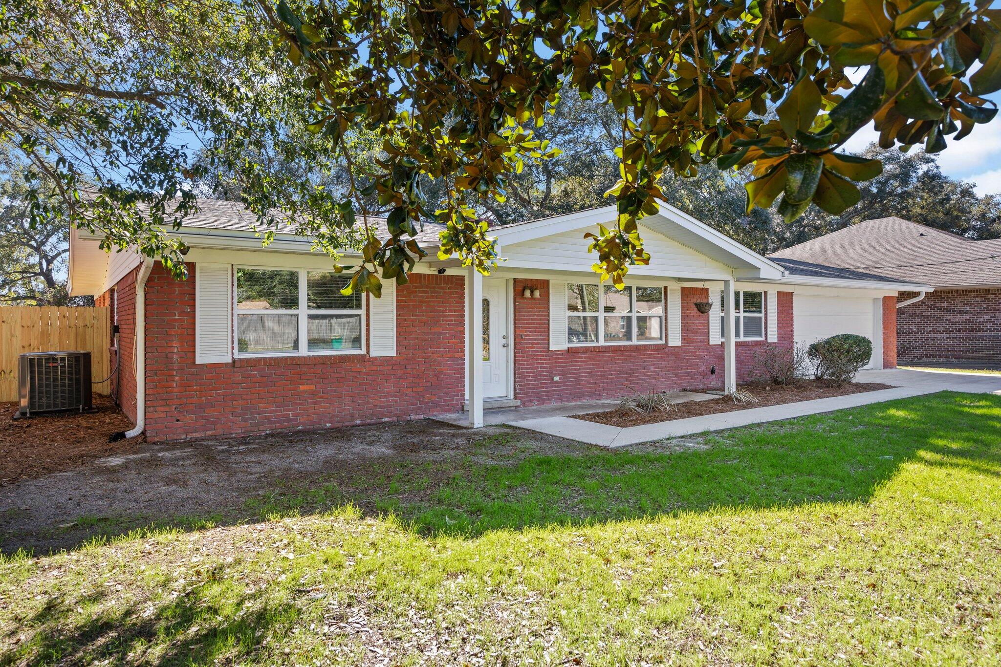 GREEN ACRES - Residential