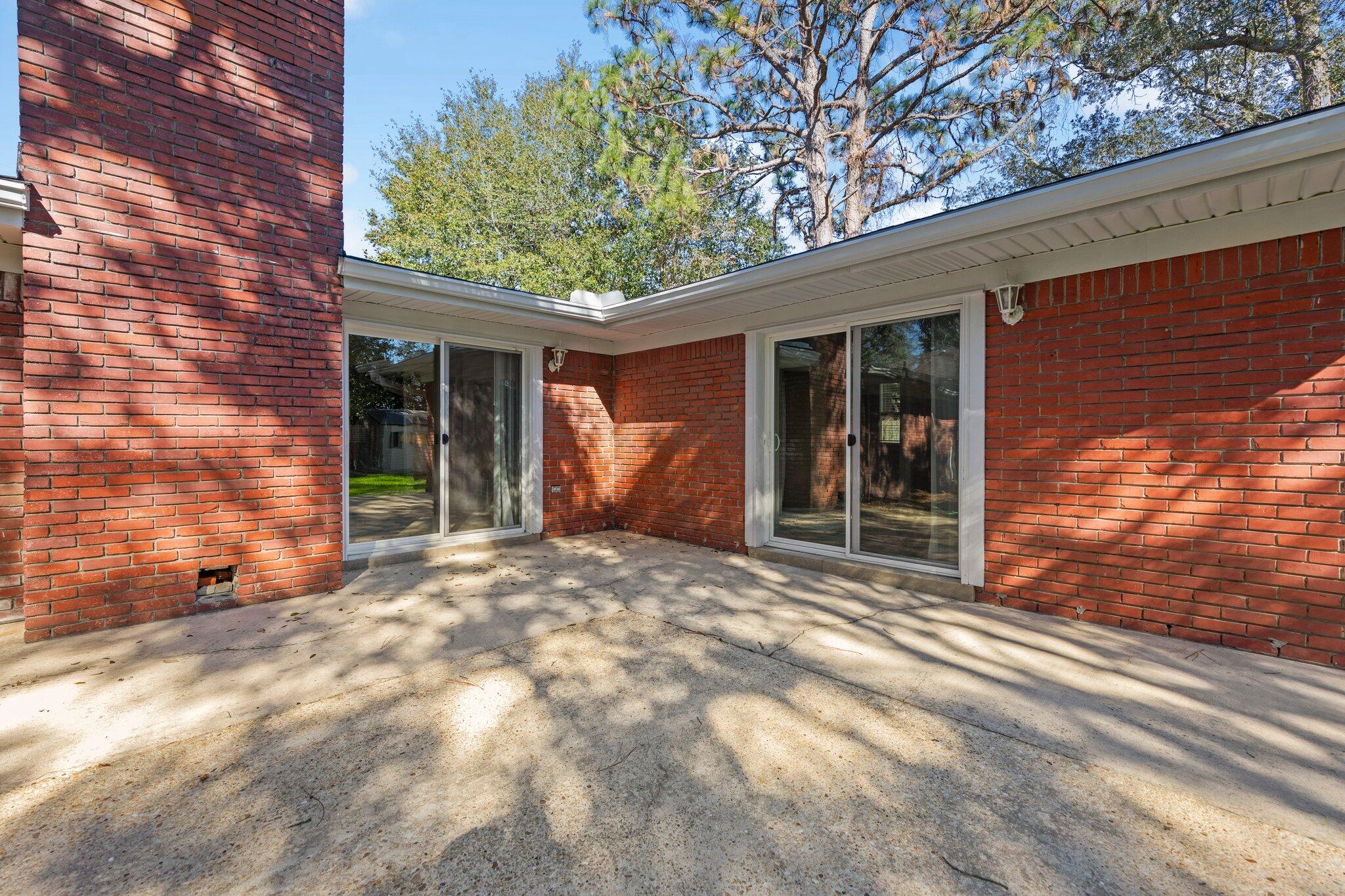 GREEN ACRES - Residential