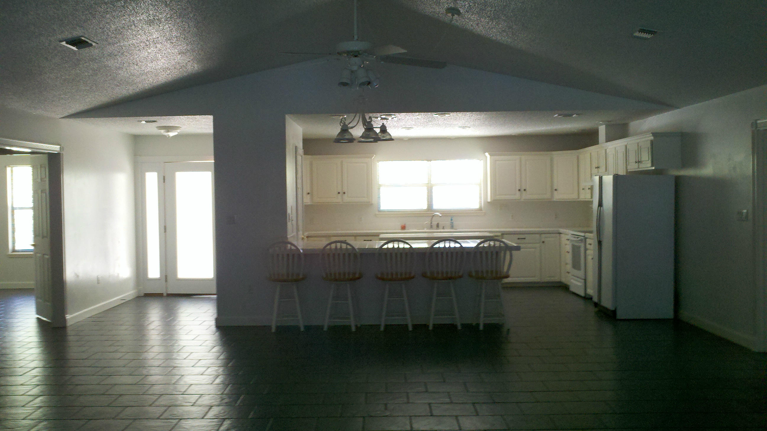 LAGRANGE SHORES - Residential