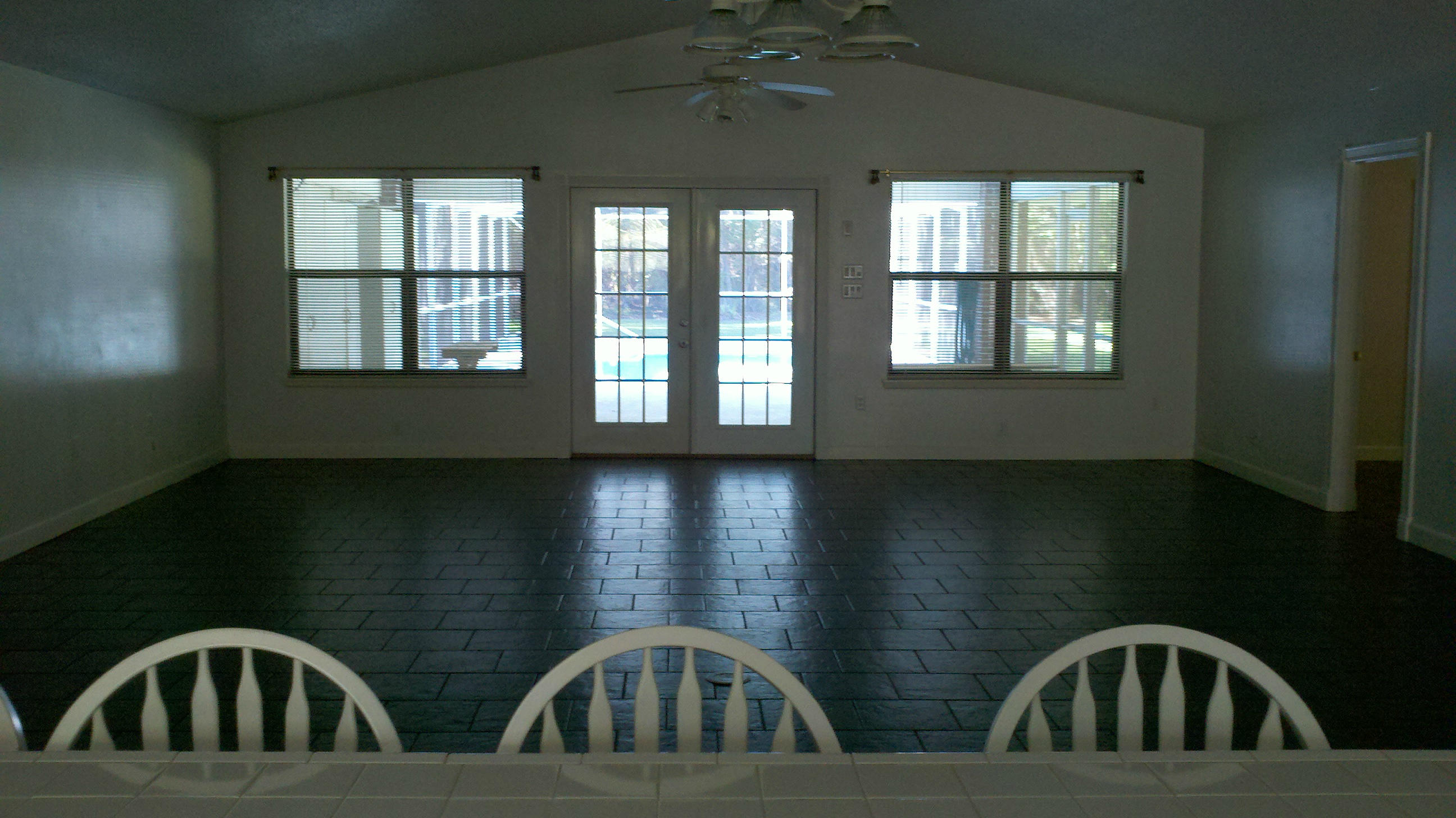 LAGRANGE SHORES - Residential