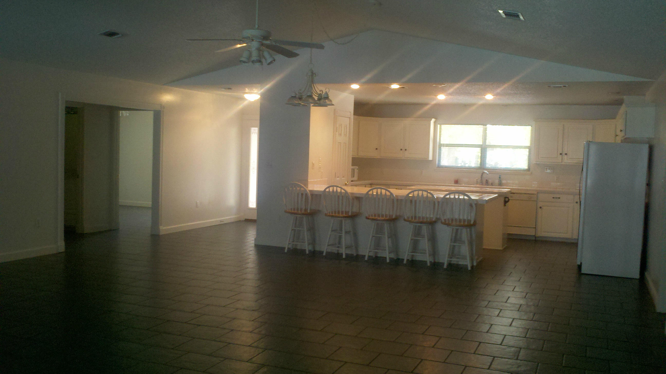 LAGRANGE SHORES - Residential