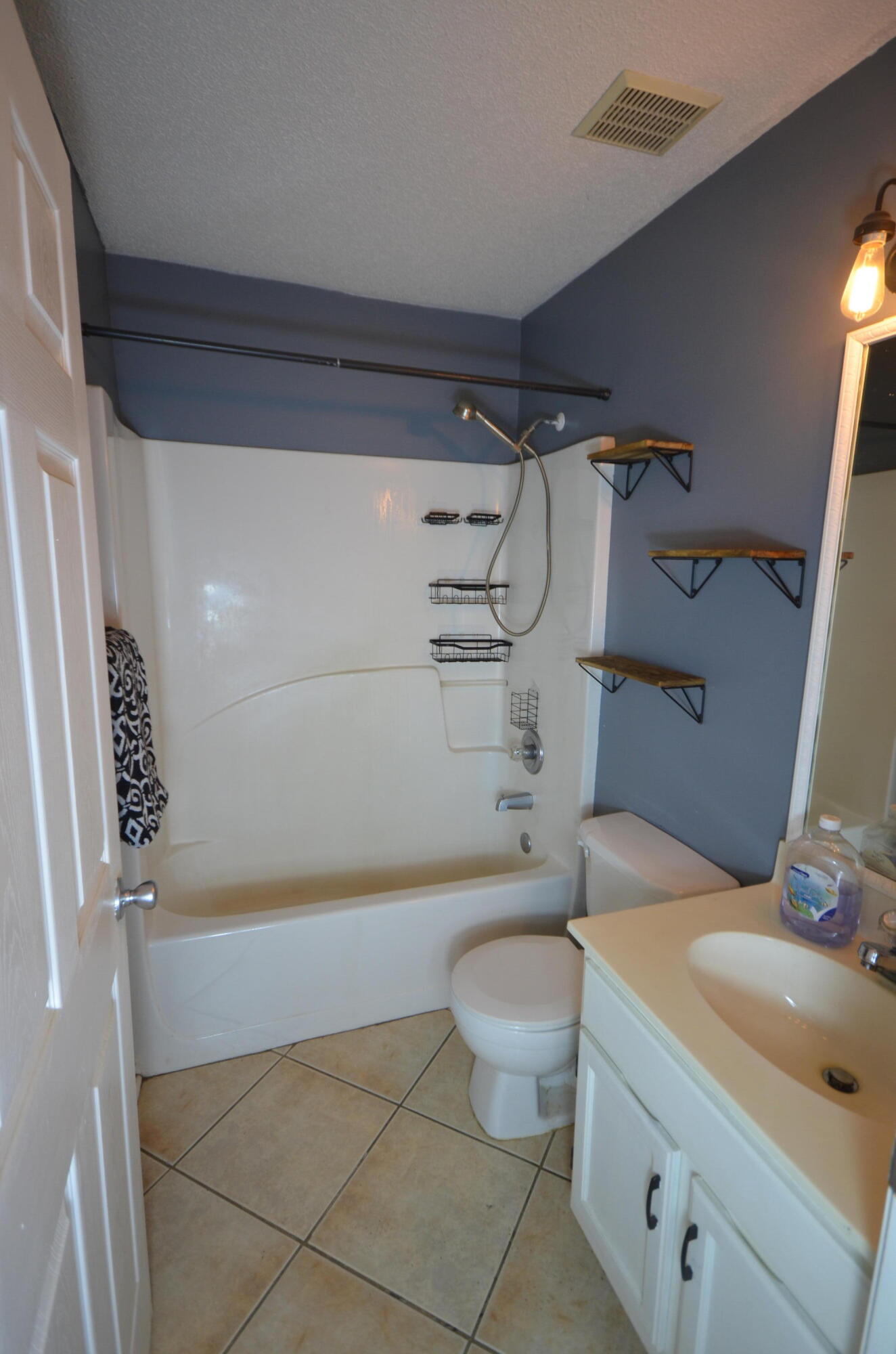 WINDING CREEK ESTATES PH 1 - Residential