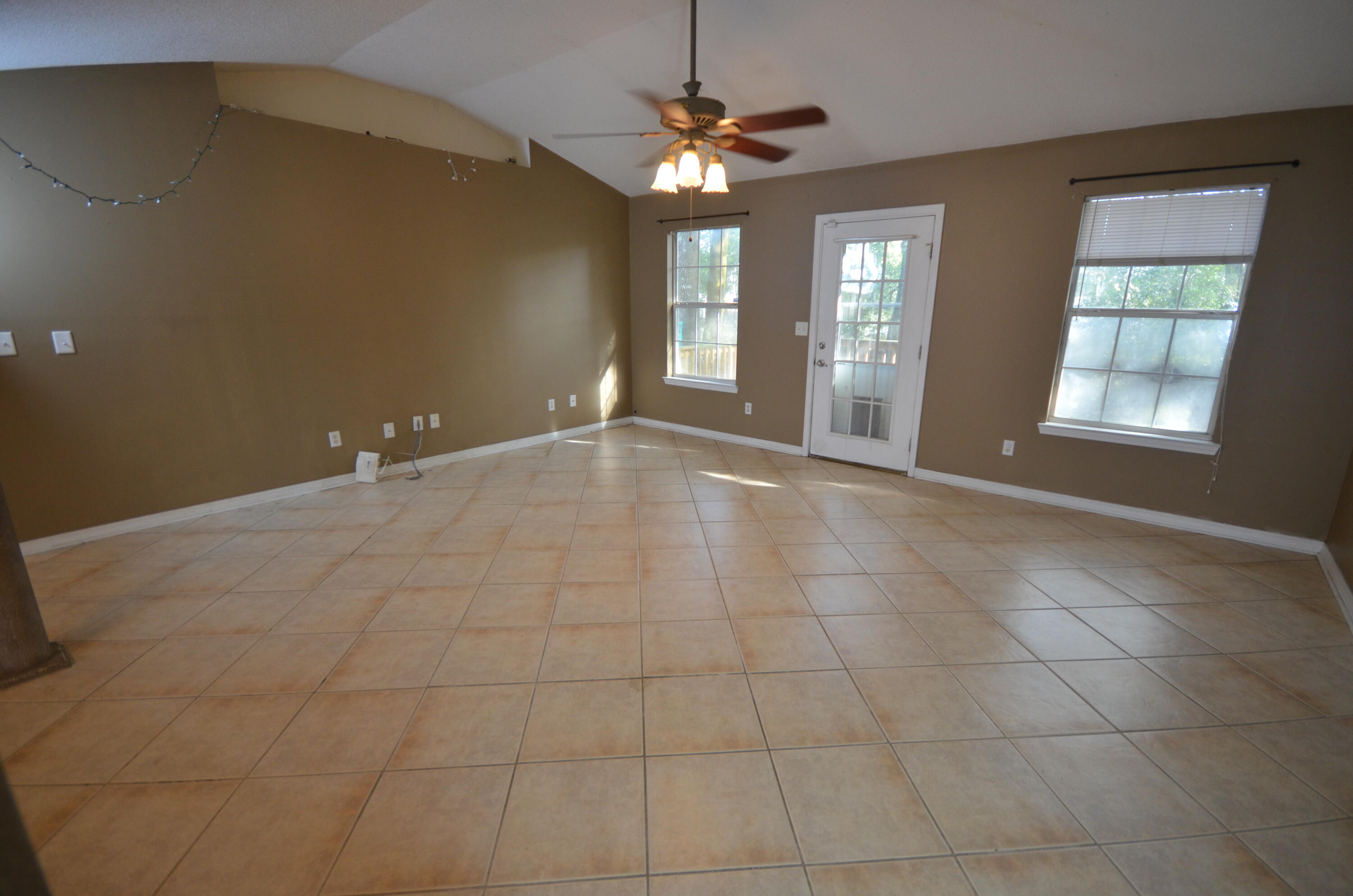 WINDING CREEK ESTATES PH 1 - Residential