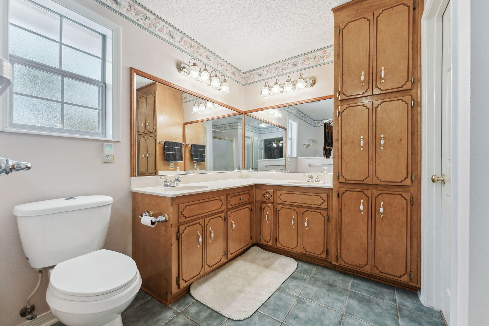 Lagrange Shores - Residential