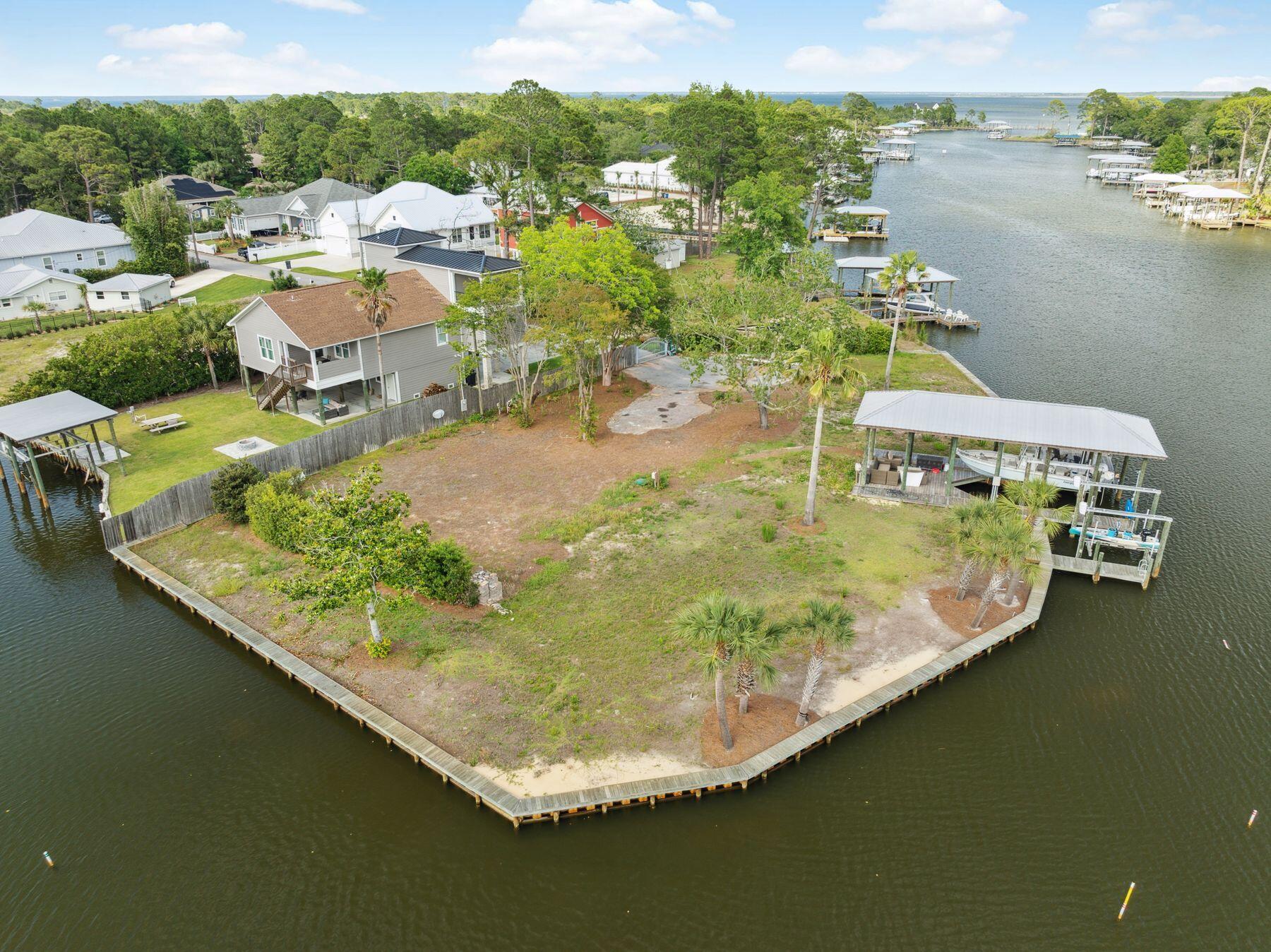 HIDDEN HARBOR ESTATES - Land