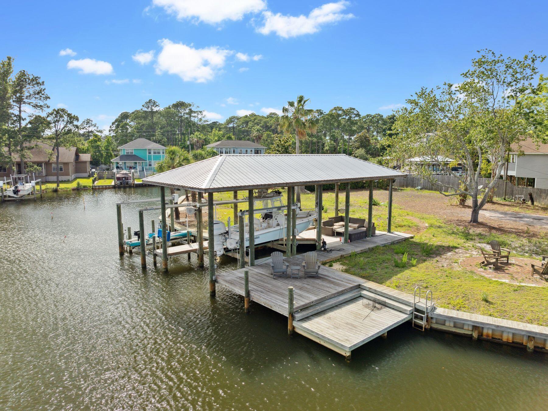 HIDDEN HARBOR ESTATES - Land