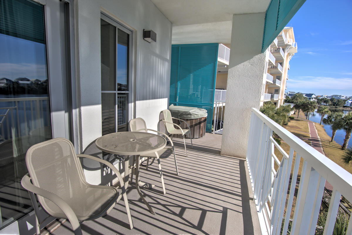 CARILLON BEACH - Residential