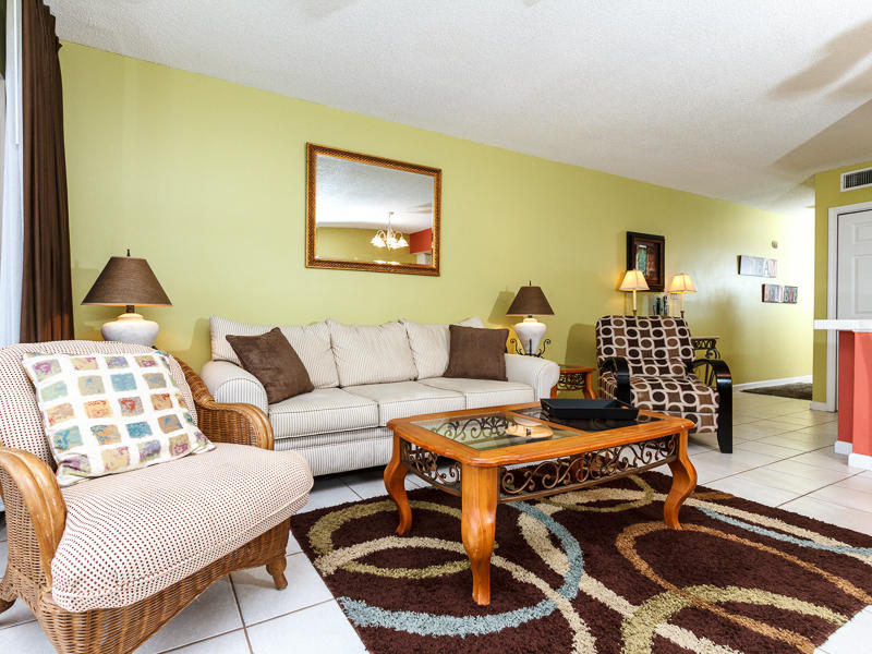 EMERALD TOWERS WEST CONDO - Residential