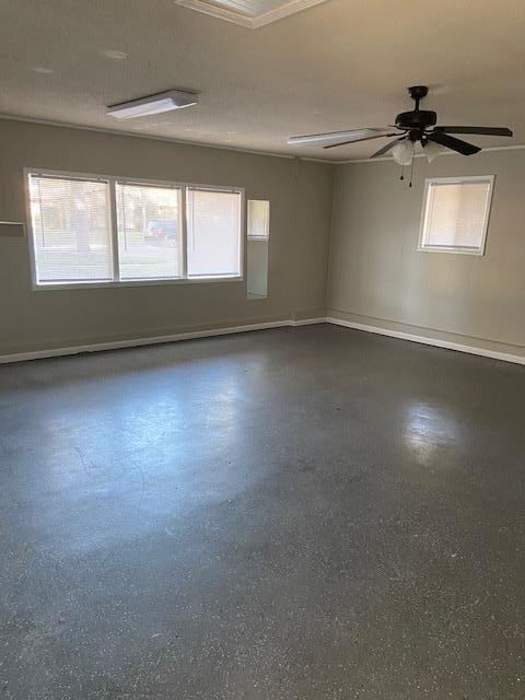 Country Club Est 1st lot 24 blk J - Residential