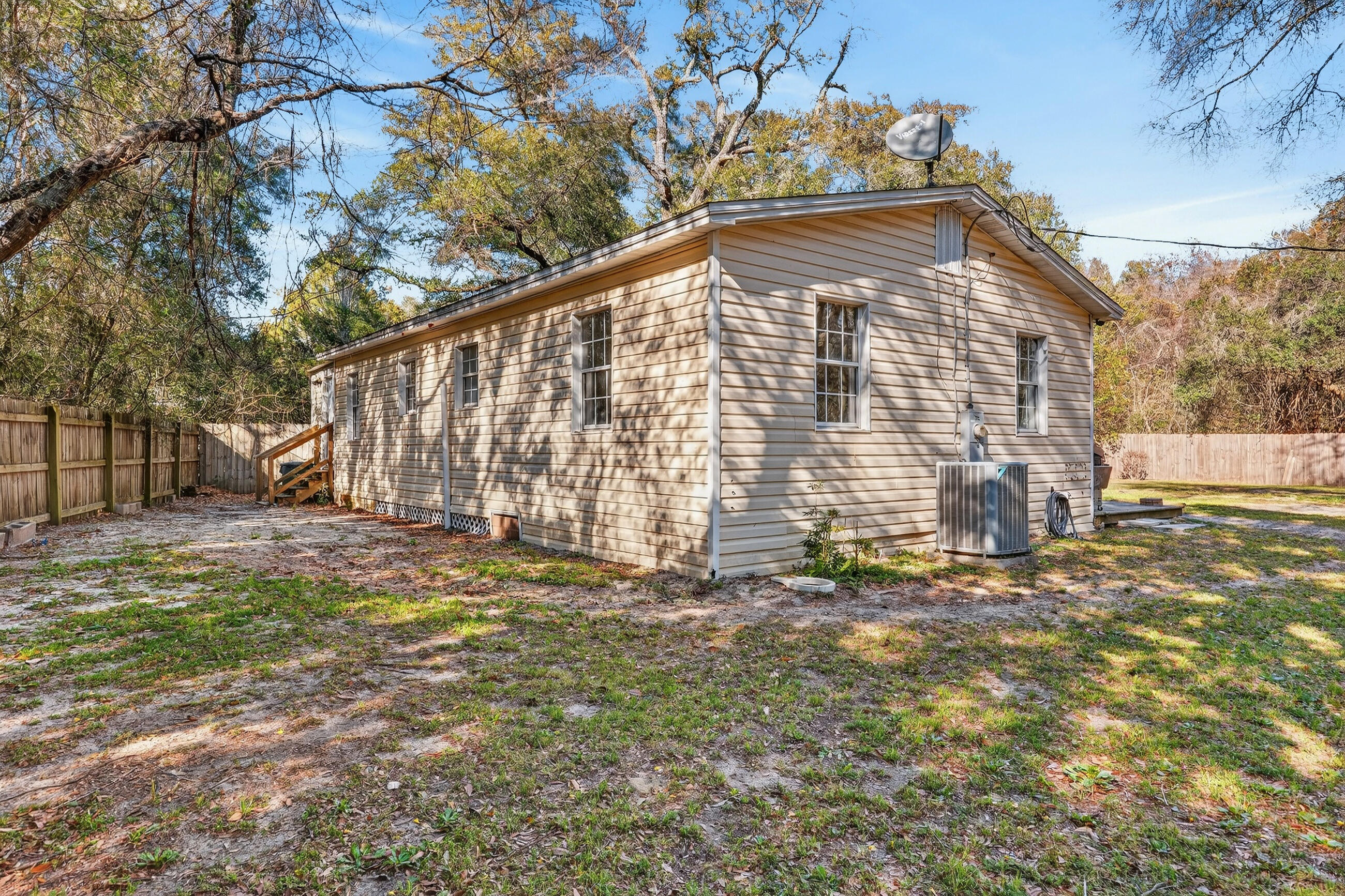 NO RECORDED SUBDIVISION - Residential