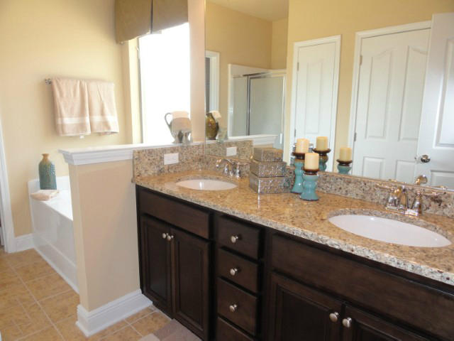 Oaks at Eden - Residential