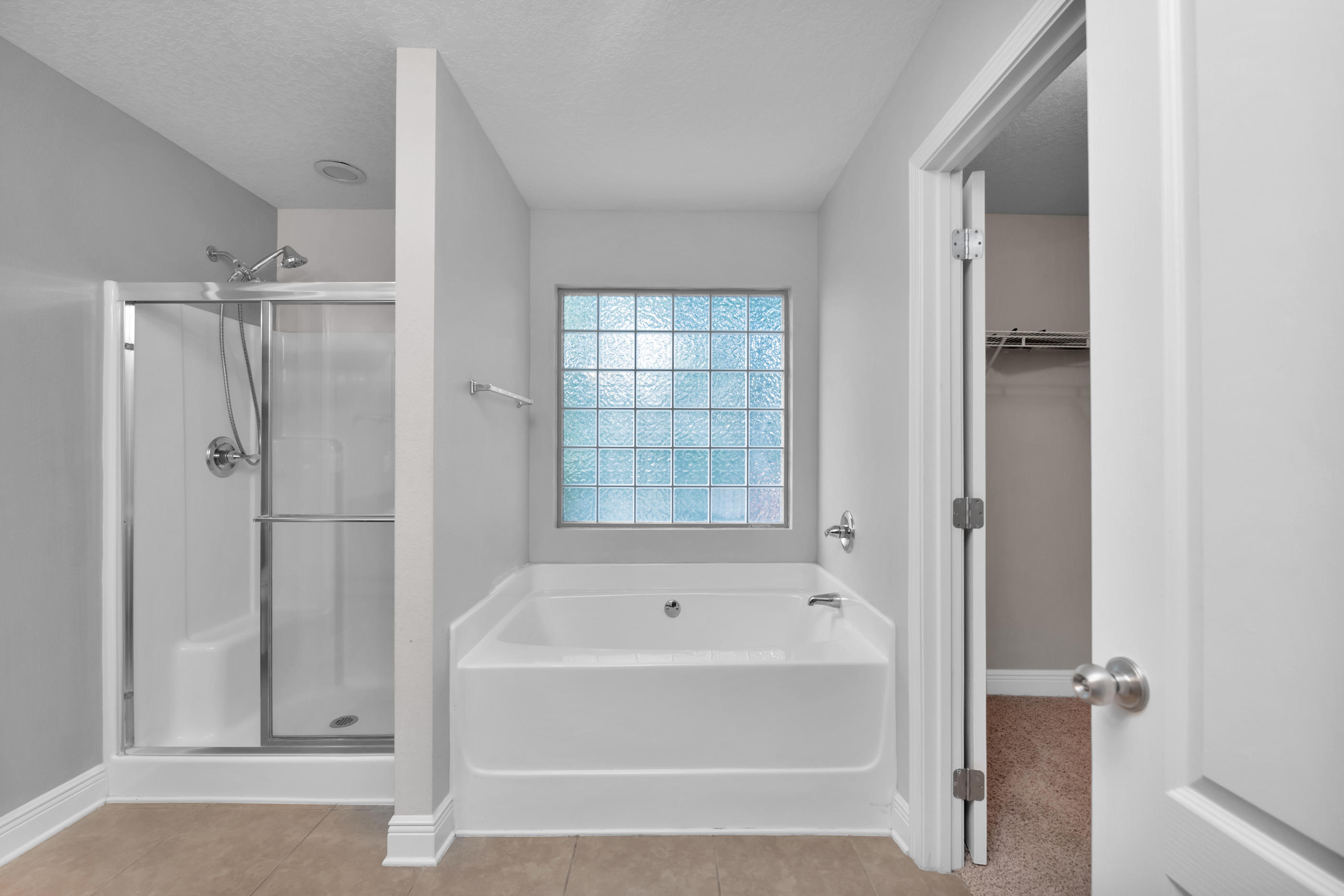 DUGGAN POND ESTATES - Residential