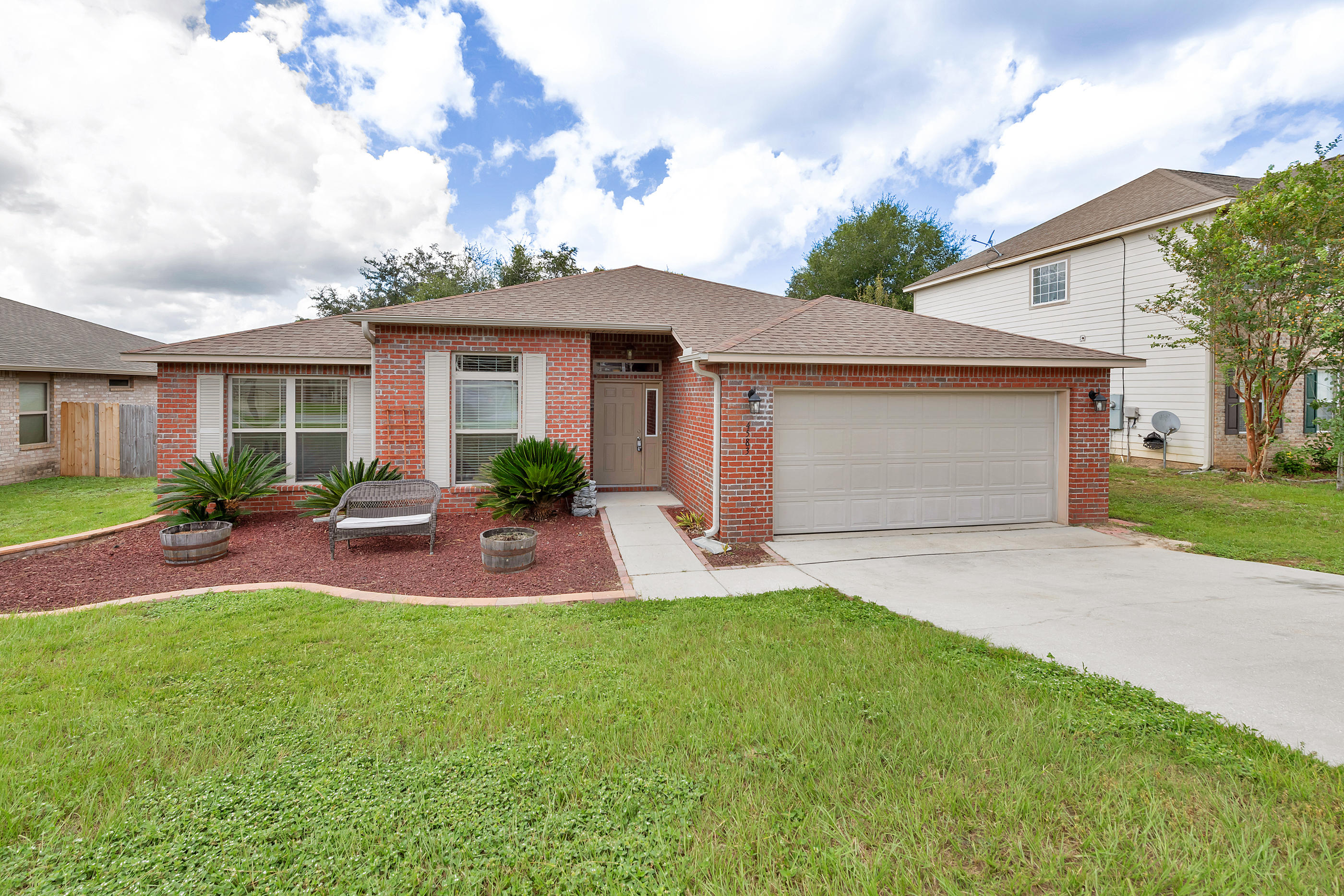 DUGGAN POND ESTATES - Residential