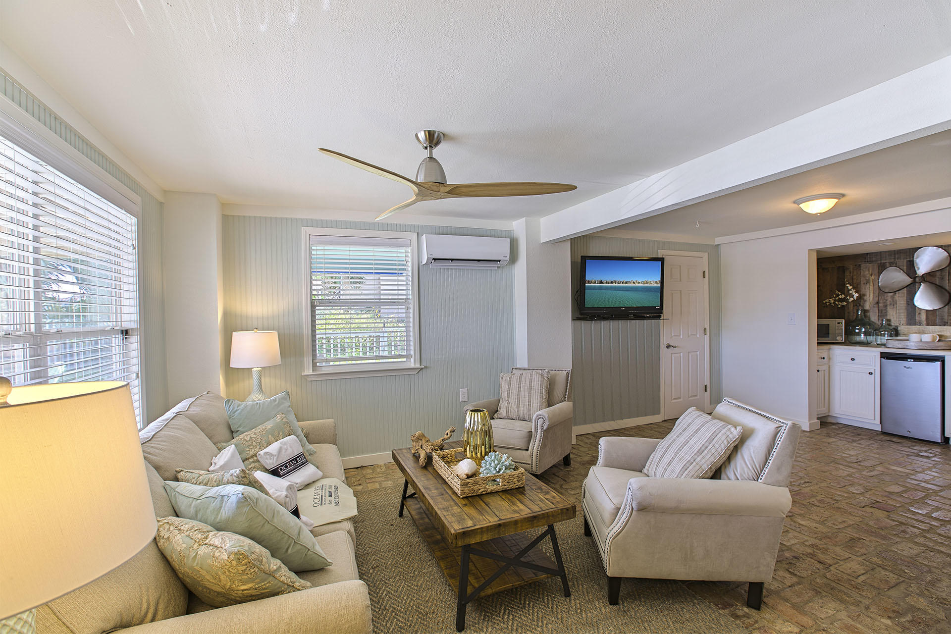 HOLIDAY ISLE - Residential