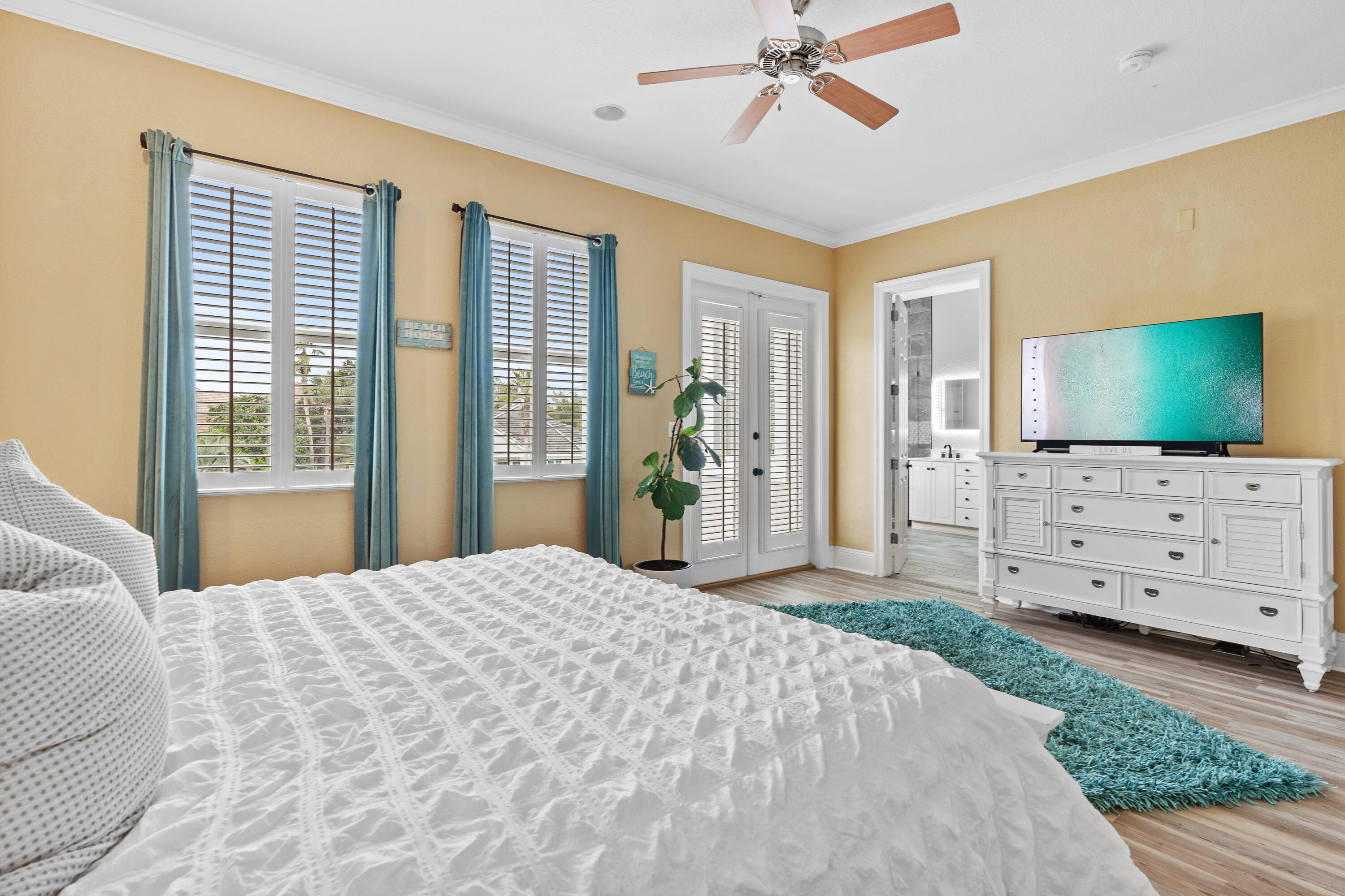 CALUSA BAY S/D - Residential