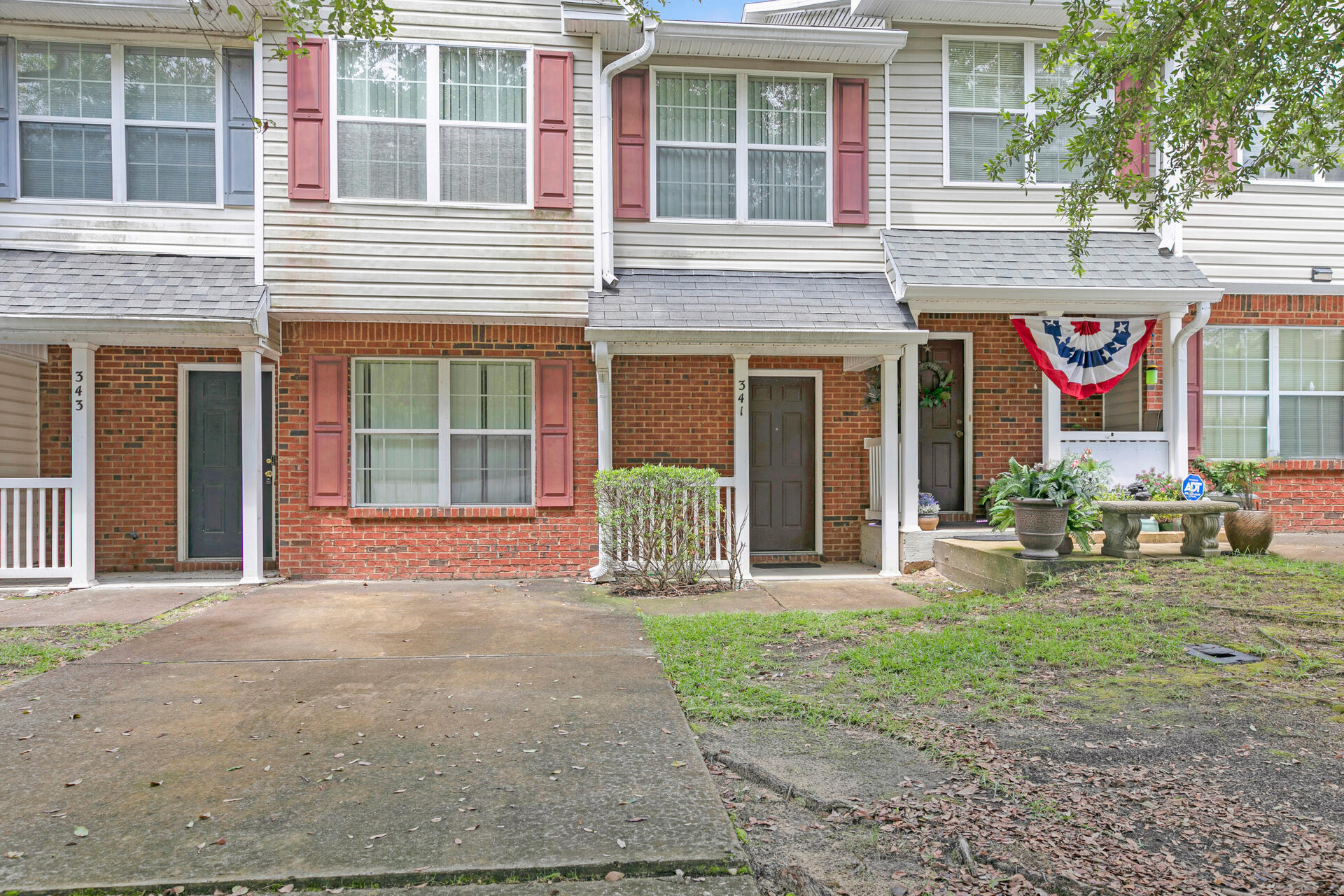 ROLLING PINES - Residential