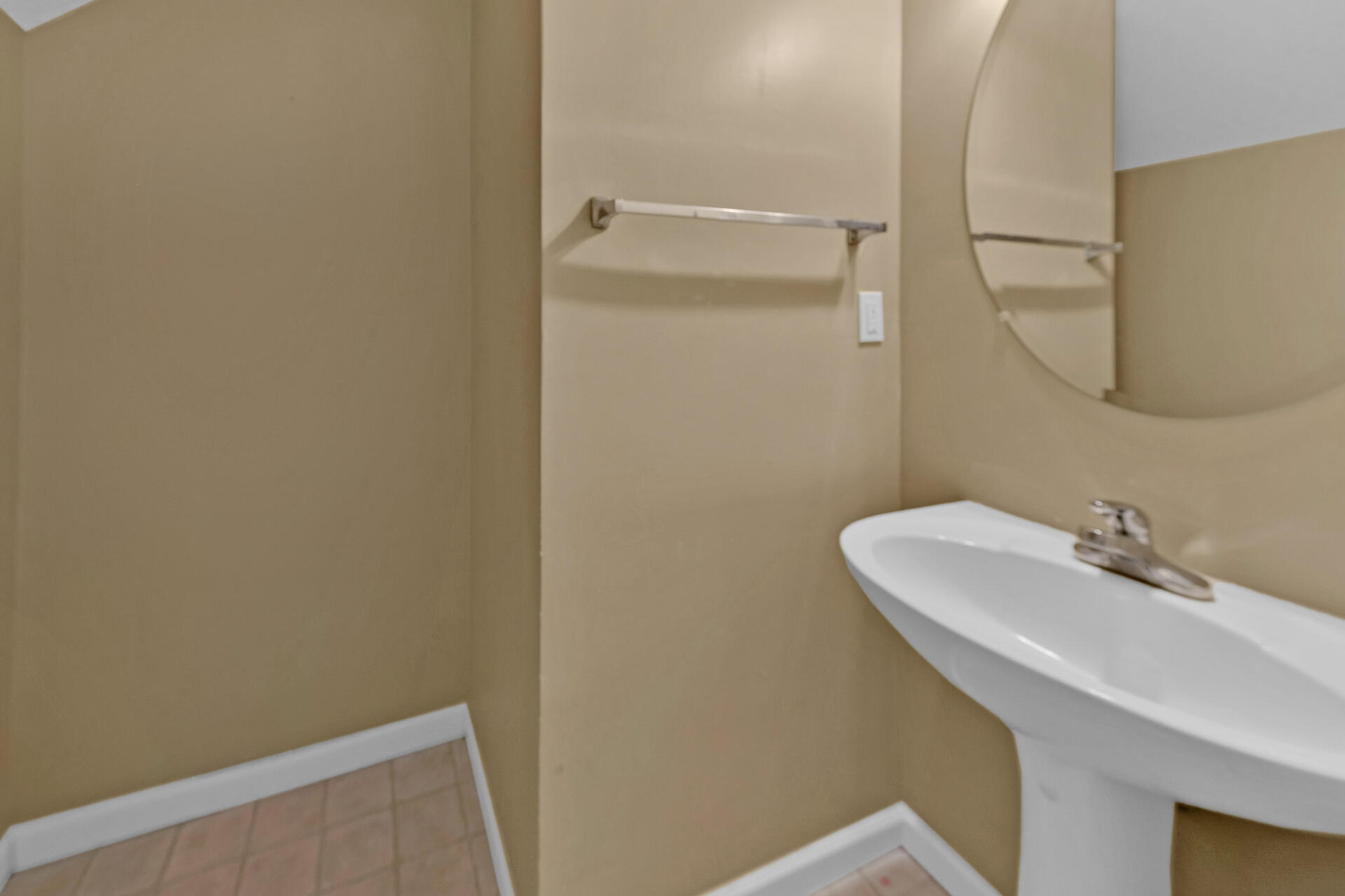 ROLLING PINES - Residential