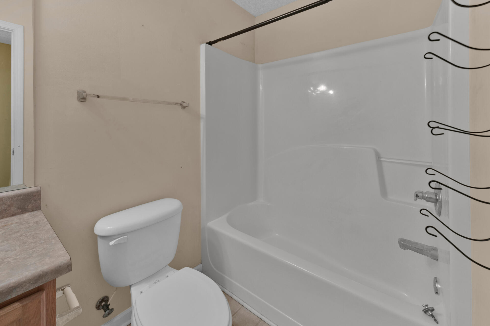 ROLLING PINES - Residential