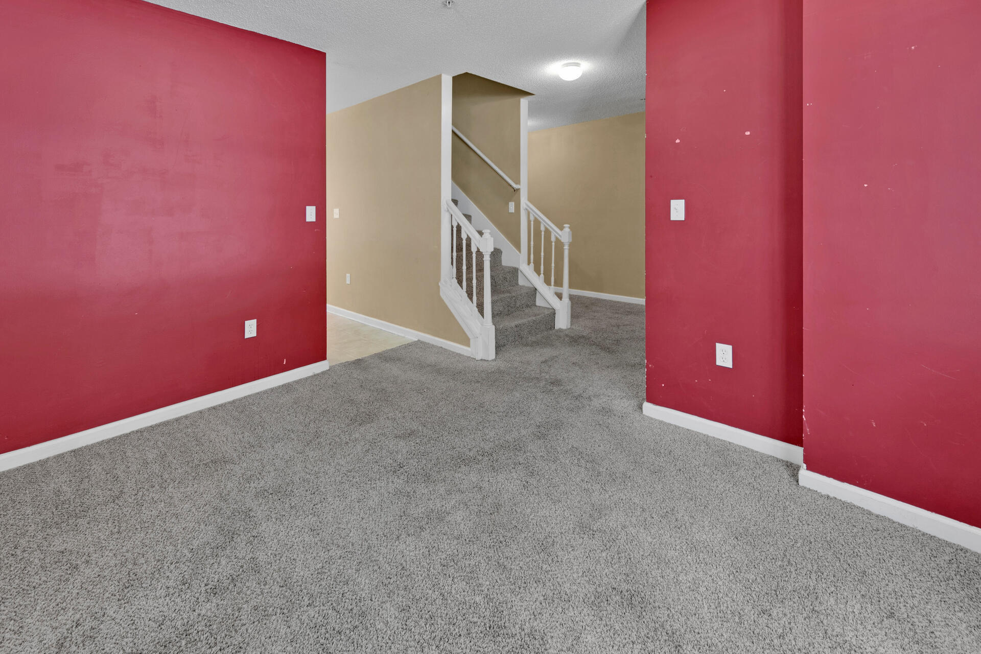 ROLLING PINES - Residential