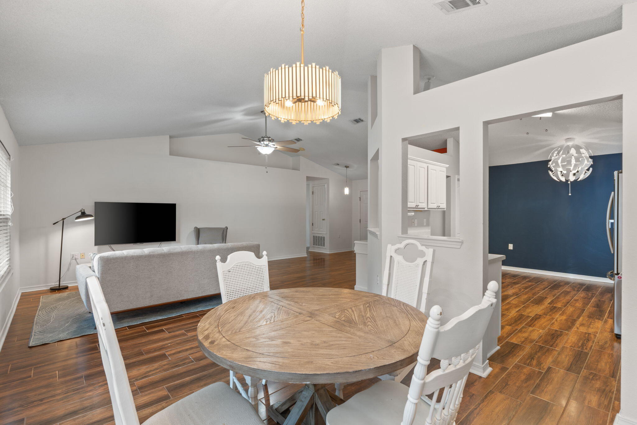 SHADOW LAKES - Residential