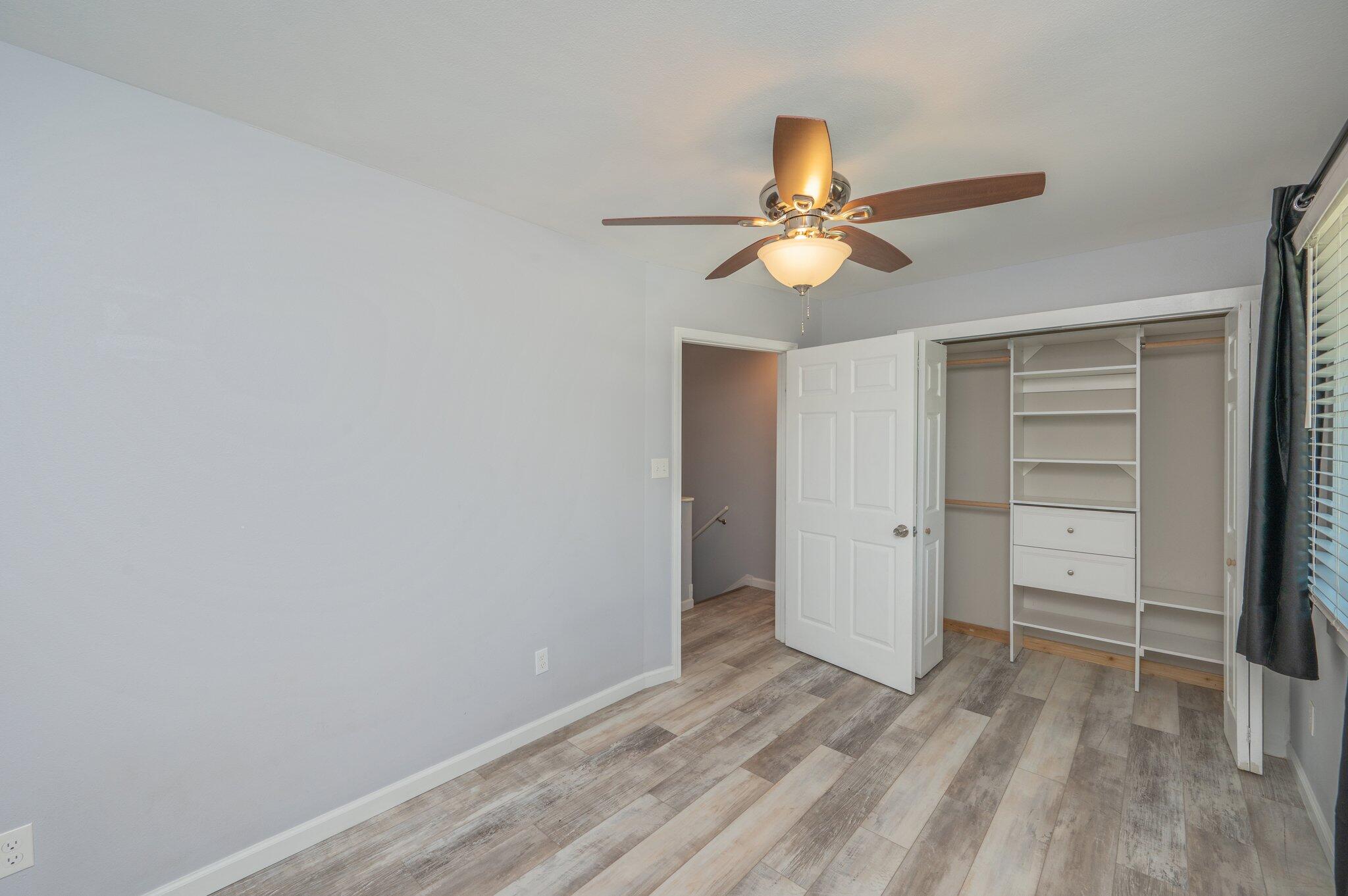 INDIAN HILLS - Residential Lease
