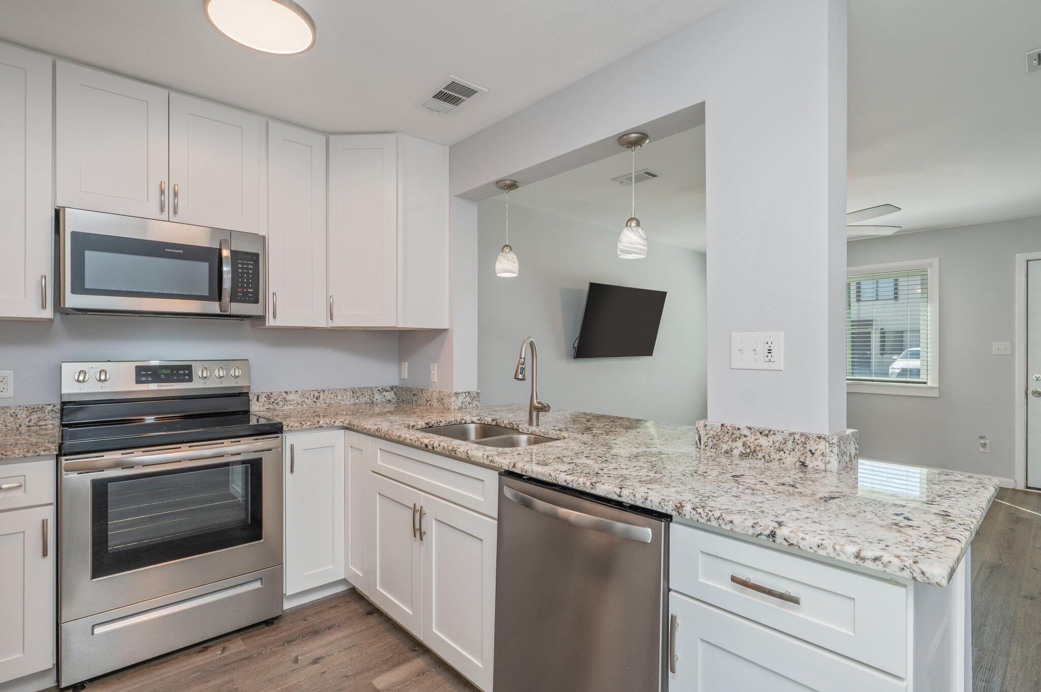 6-Month + 1-Day Lease in the Heart of Destin | Pet Friendly and Utilities Paid by Landlord.  Updated 2-bedroom, 1-bathroom ground-floor condo with an open floor plan, modern kitchen with stainless steel appliances, spacious primary suite, in-unit washer/dryer, and private patio. Just 5 minutes from Harbor Walk Village and close to beaches, dining, and shopping. Available now--schedule your showing today!This home is available to rent immediately.