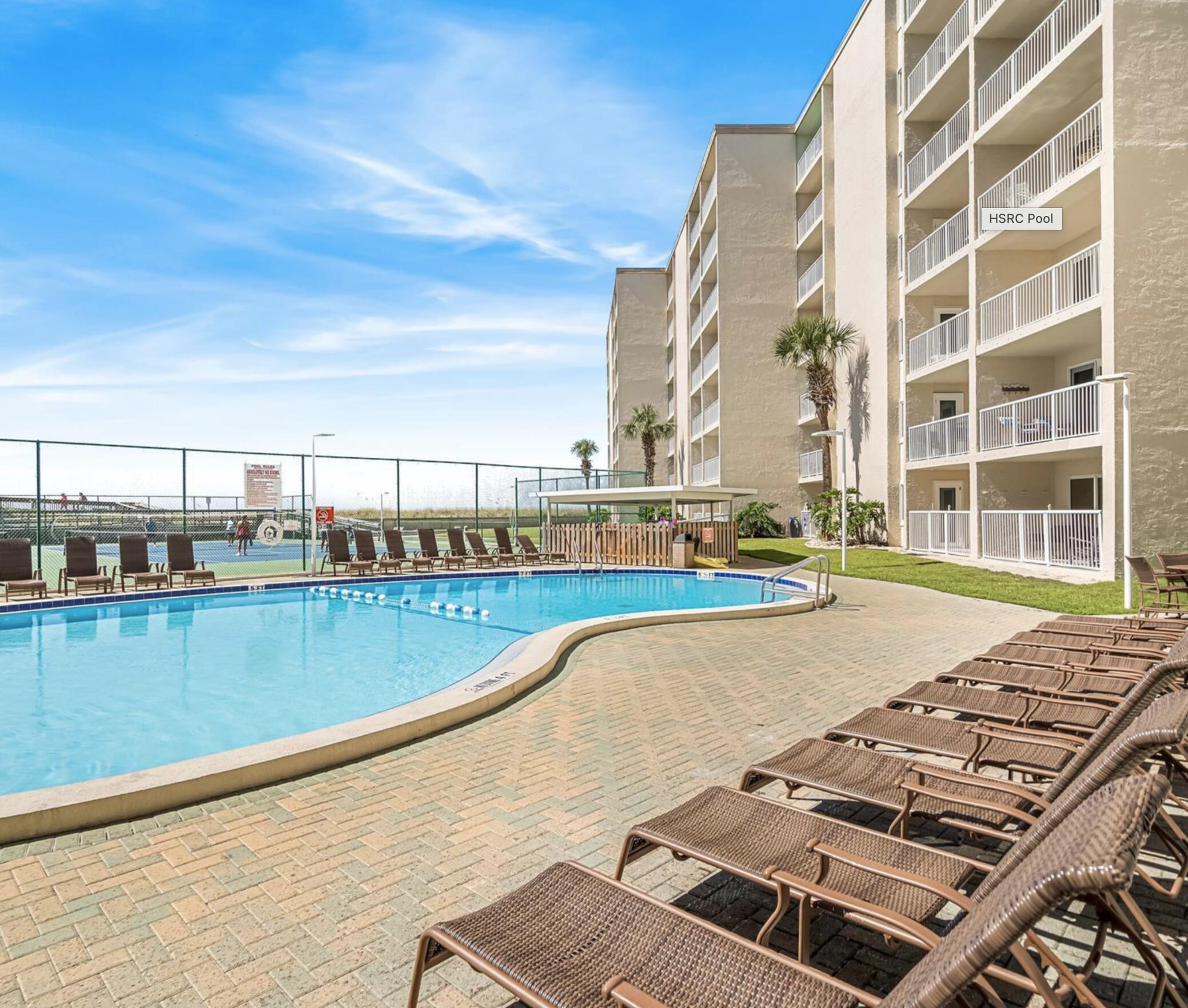 HOLIDAY SURF & RACQUET CLUB - Residential