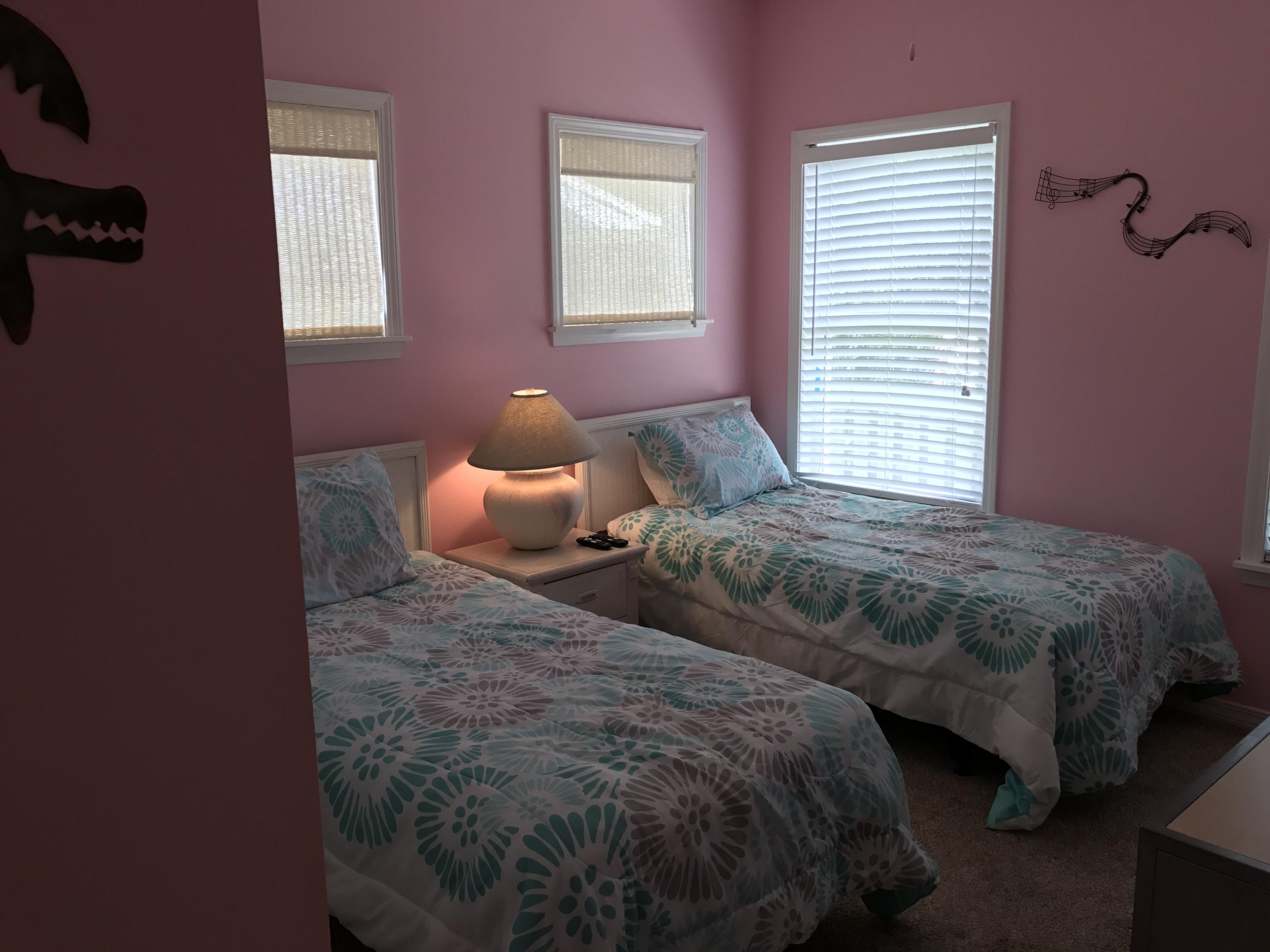 GULFSIDE COTTAGES - Residential