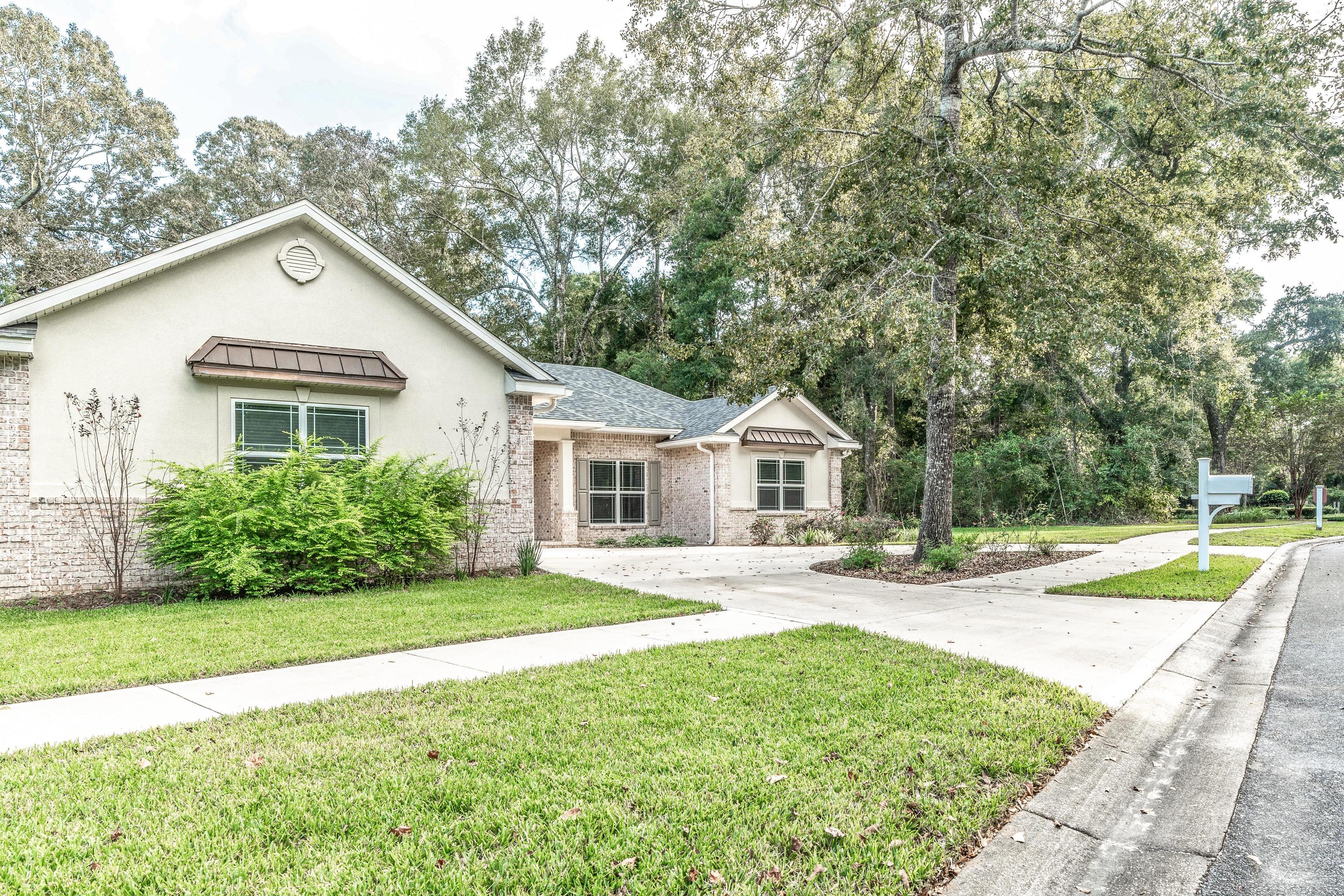 CLAIRES VINEYARD - Residential