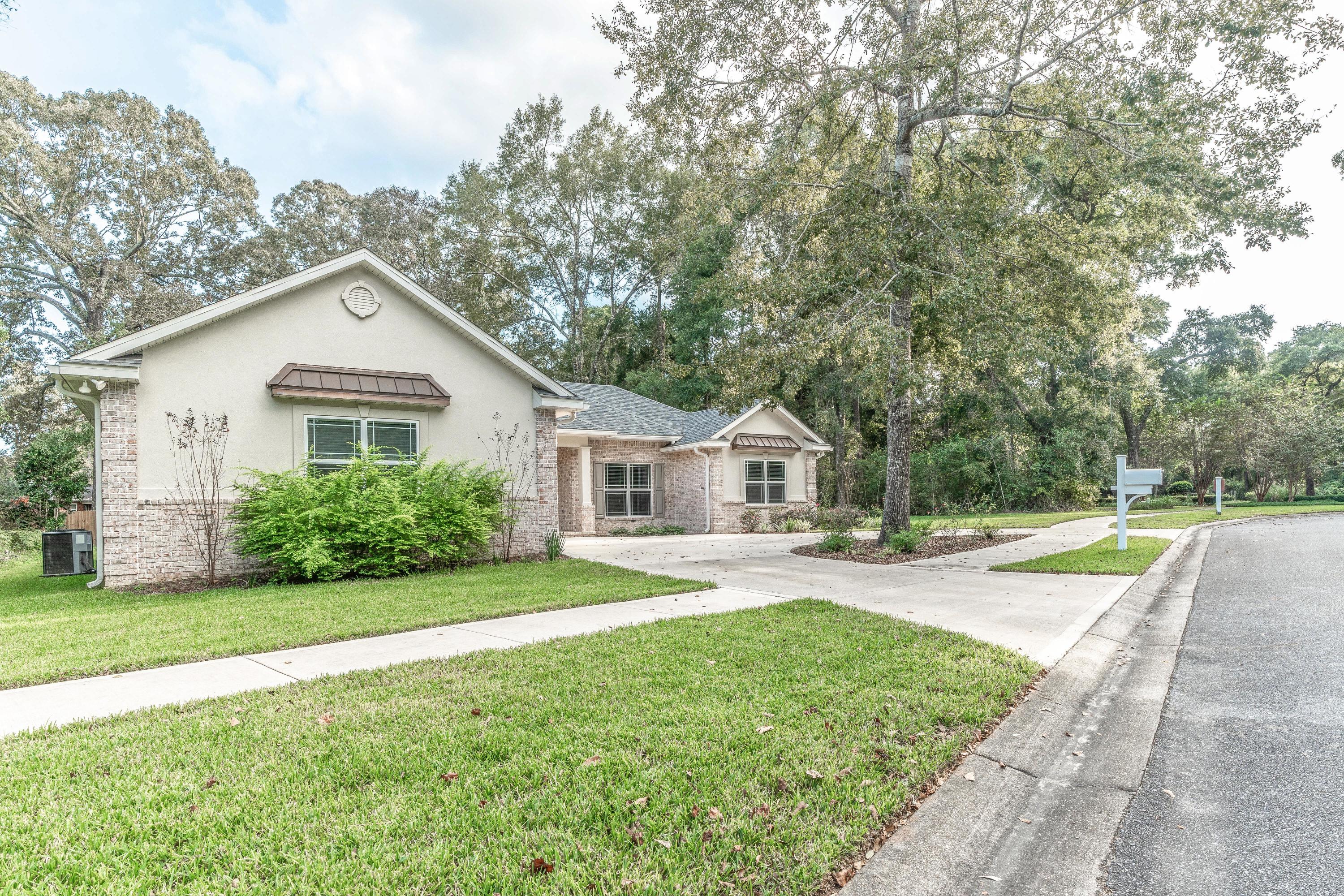 CLAIRES VINEYARD - Residential