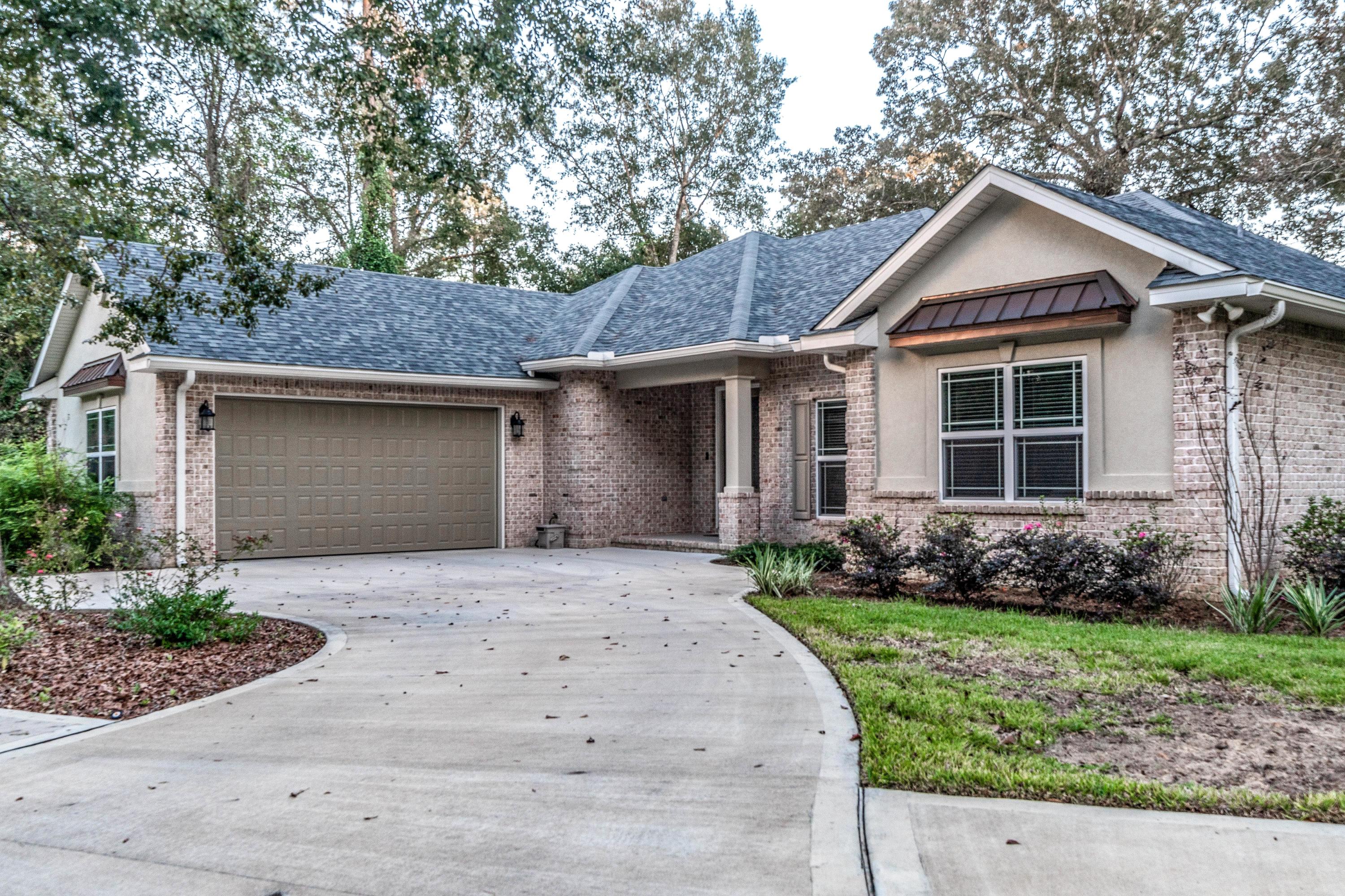 CLAIRES VINEYARD - Residential