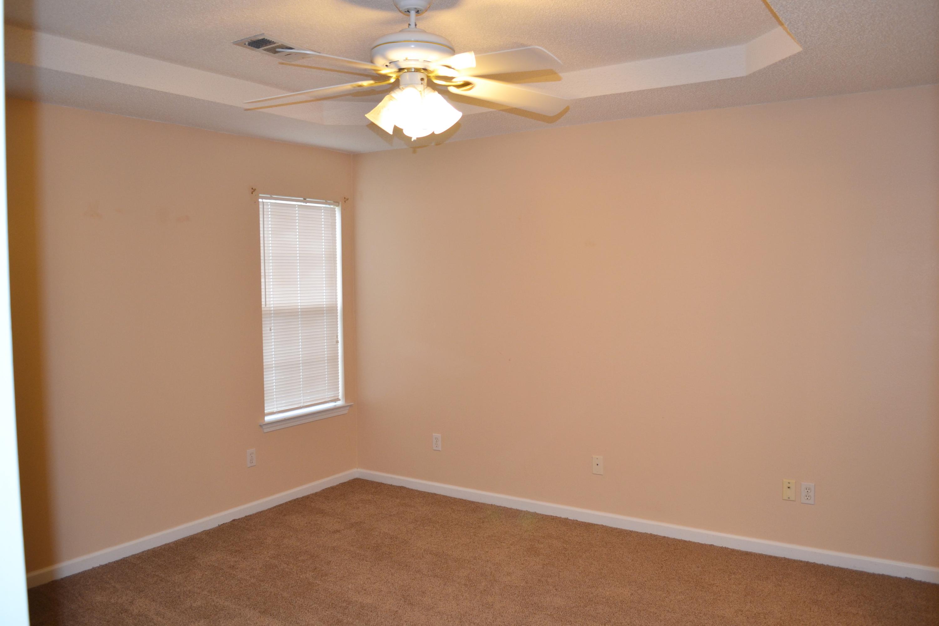 HARLAN SQUARE S/D - Residential