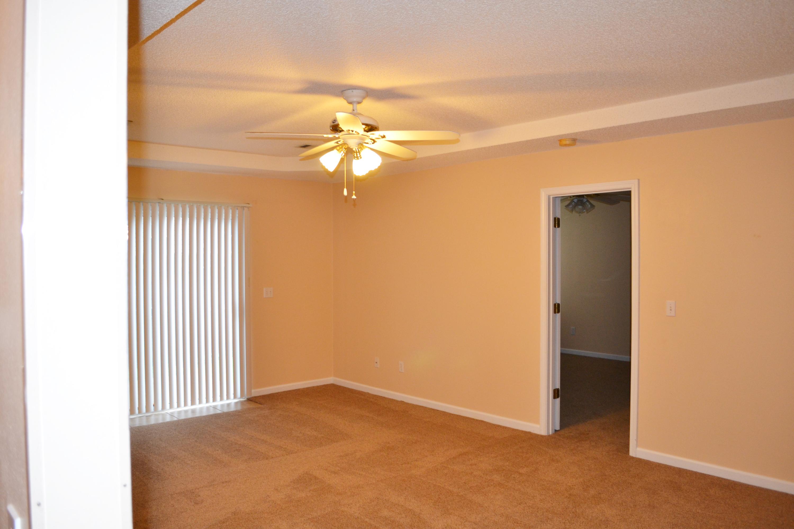 HARLAN SQUARE S/D - Residential