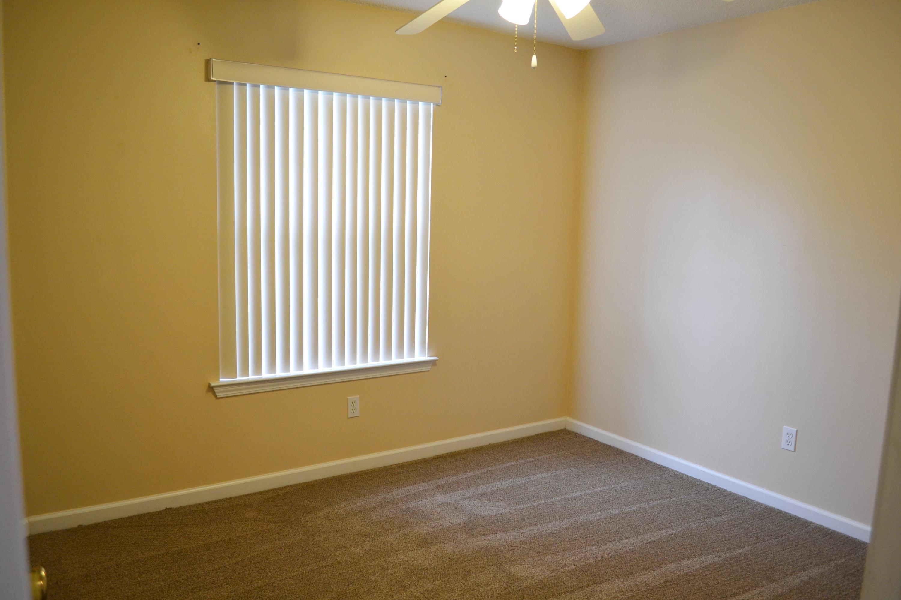 HARLAN SQUARE S/D - Residential