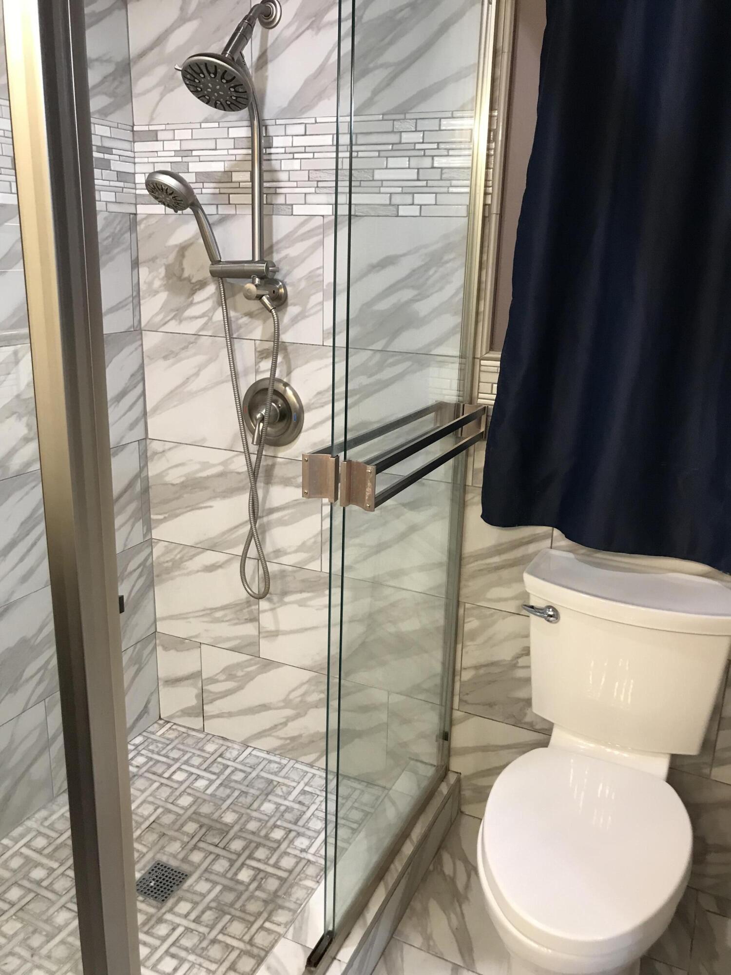 LONGWOOD S/D 1ST ADDN - Residential Lease