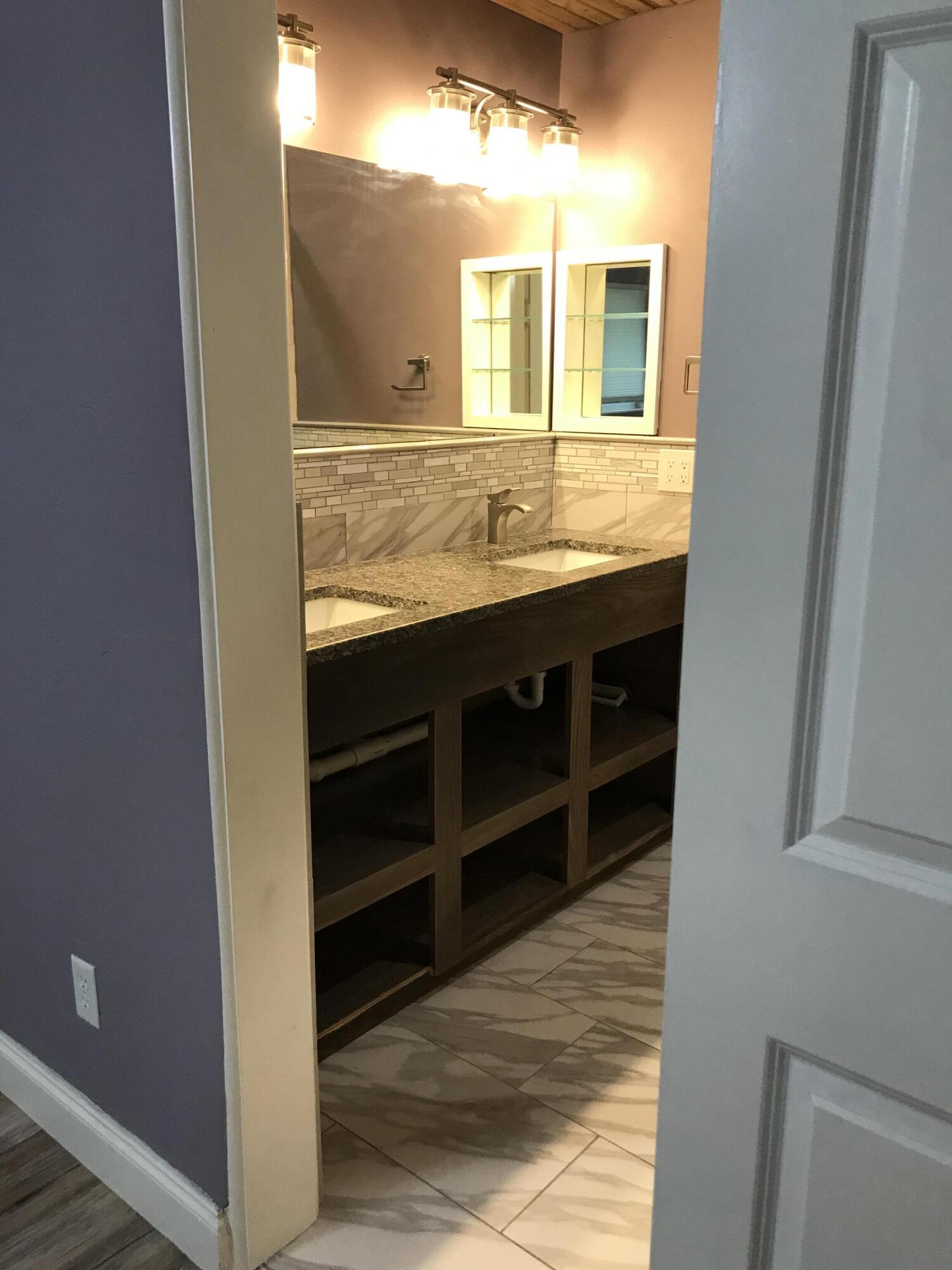 LONGWOOD S/D 1ST ADDN - Residential Lease