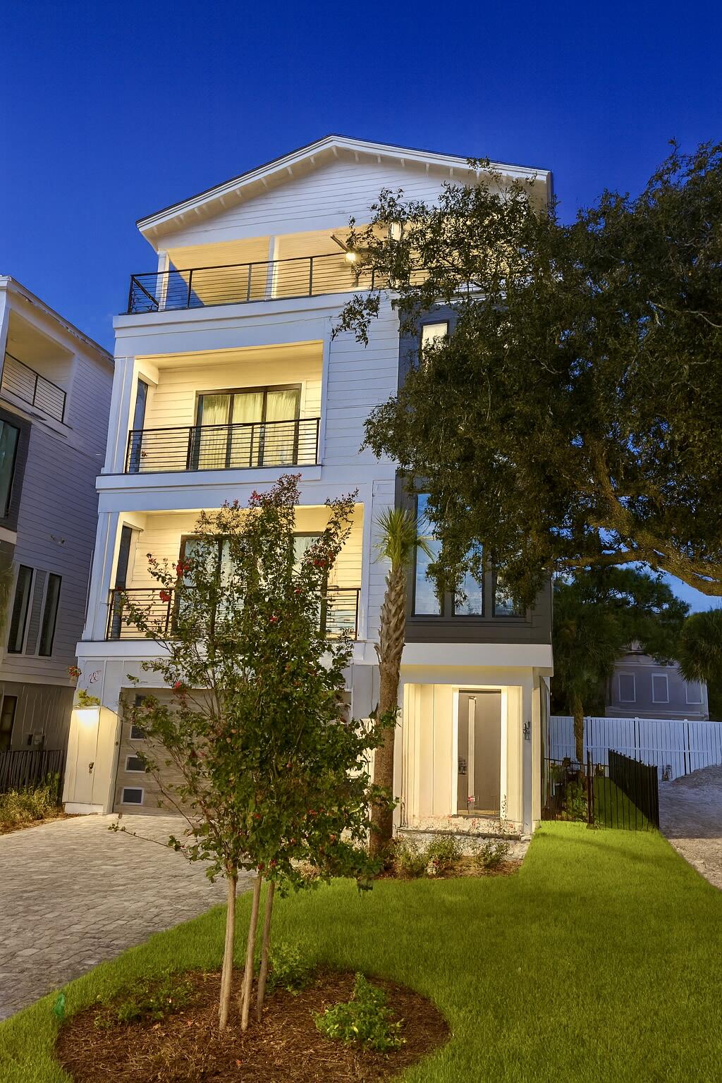 BLUE MOUNTAIN ESTATES - Residential