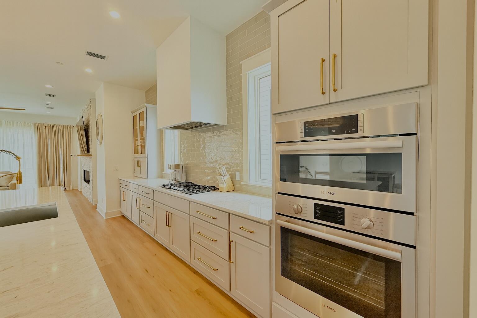 BLUE MOUNTAIN ESTATES - Residential