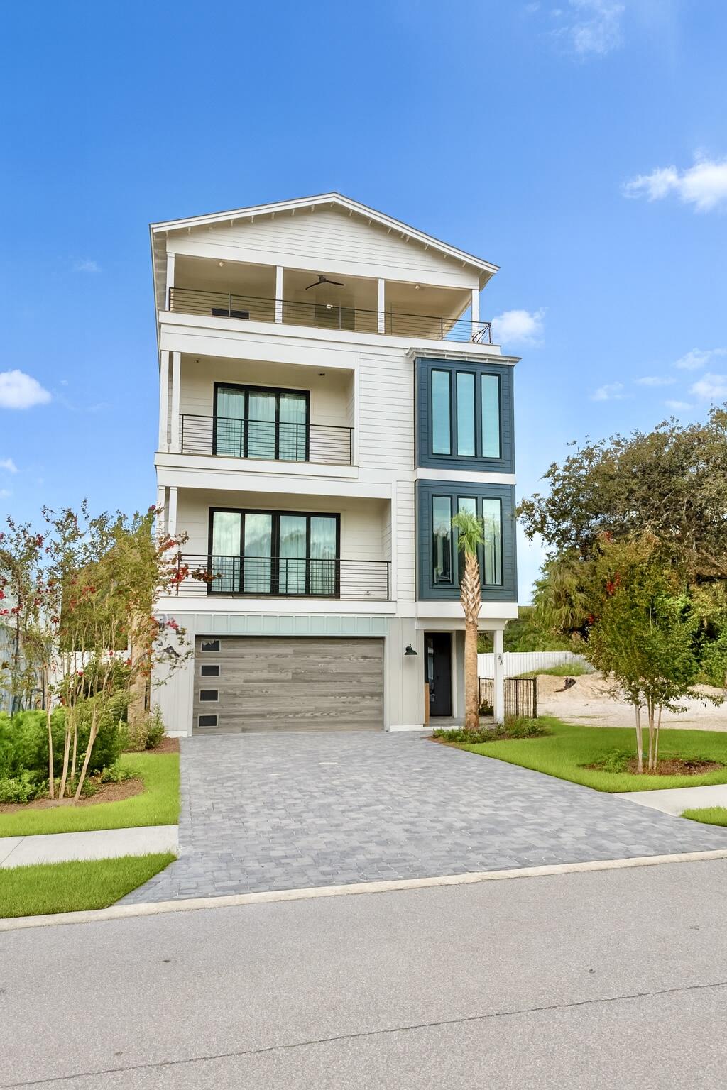 BLUE MOUNTAIN ESTATES - Residential