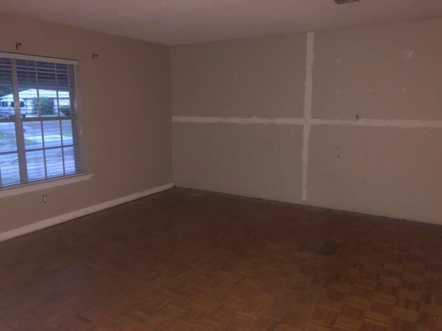 COLONIAL ESTATES - Residential