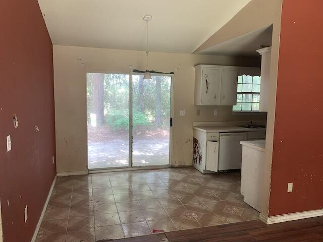 MORRIS ADDN TO CRESTVIEW - Residential