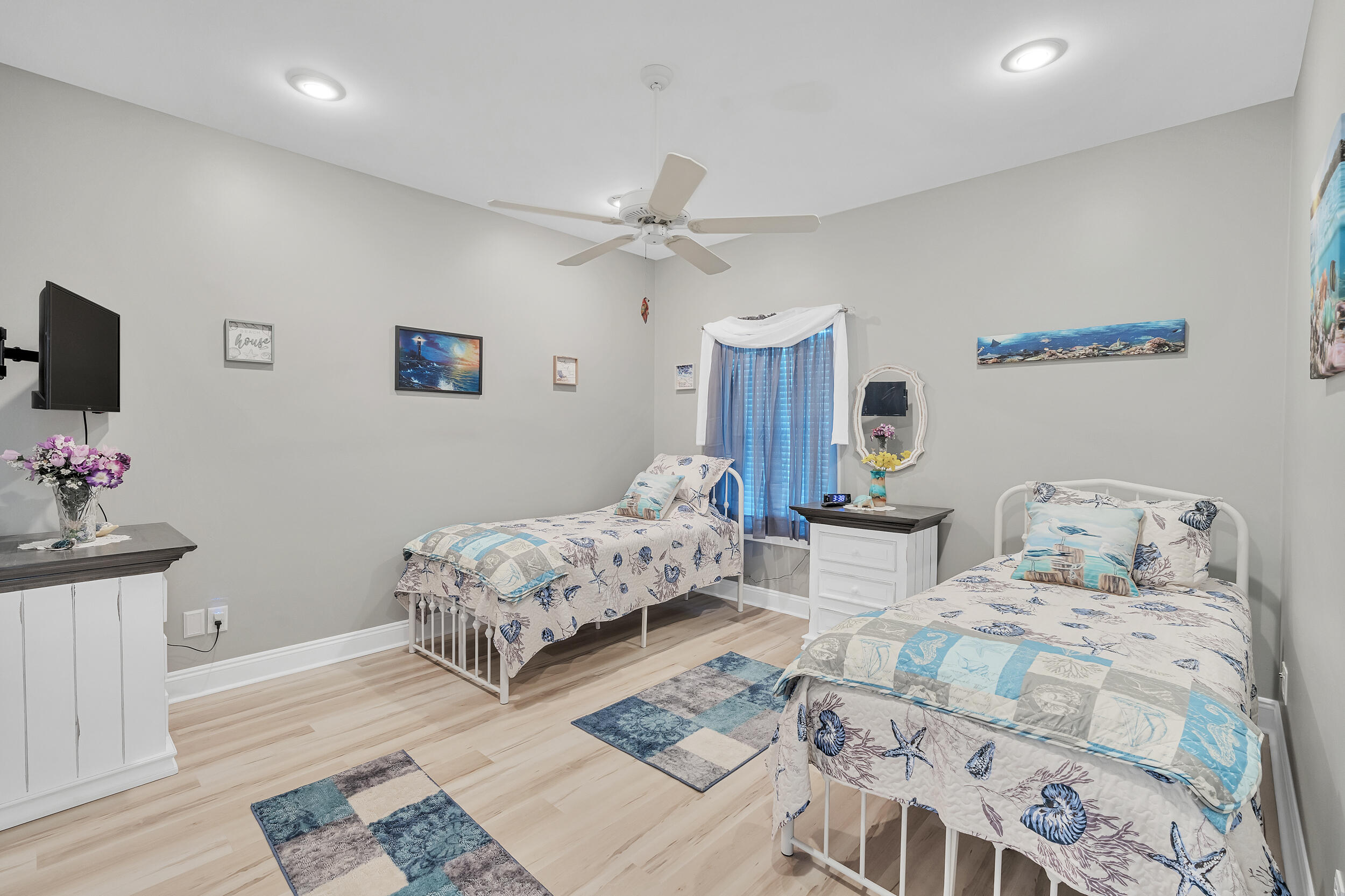 BAY POINT UNIT 1 - Residential