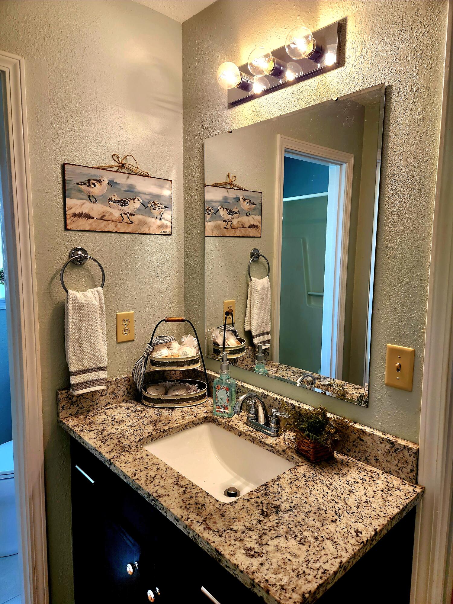 COUNTRYVIEW ESTATES 2ND ADDN - Residential